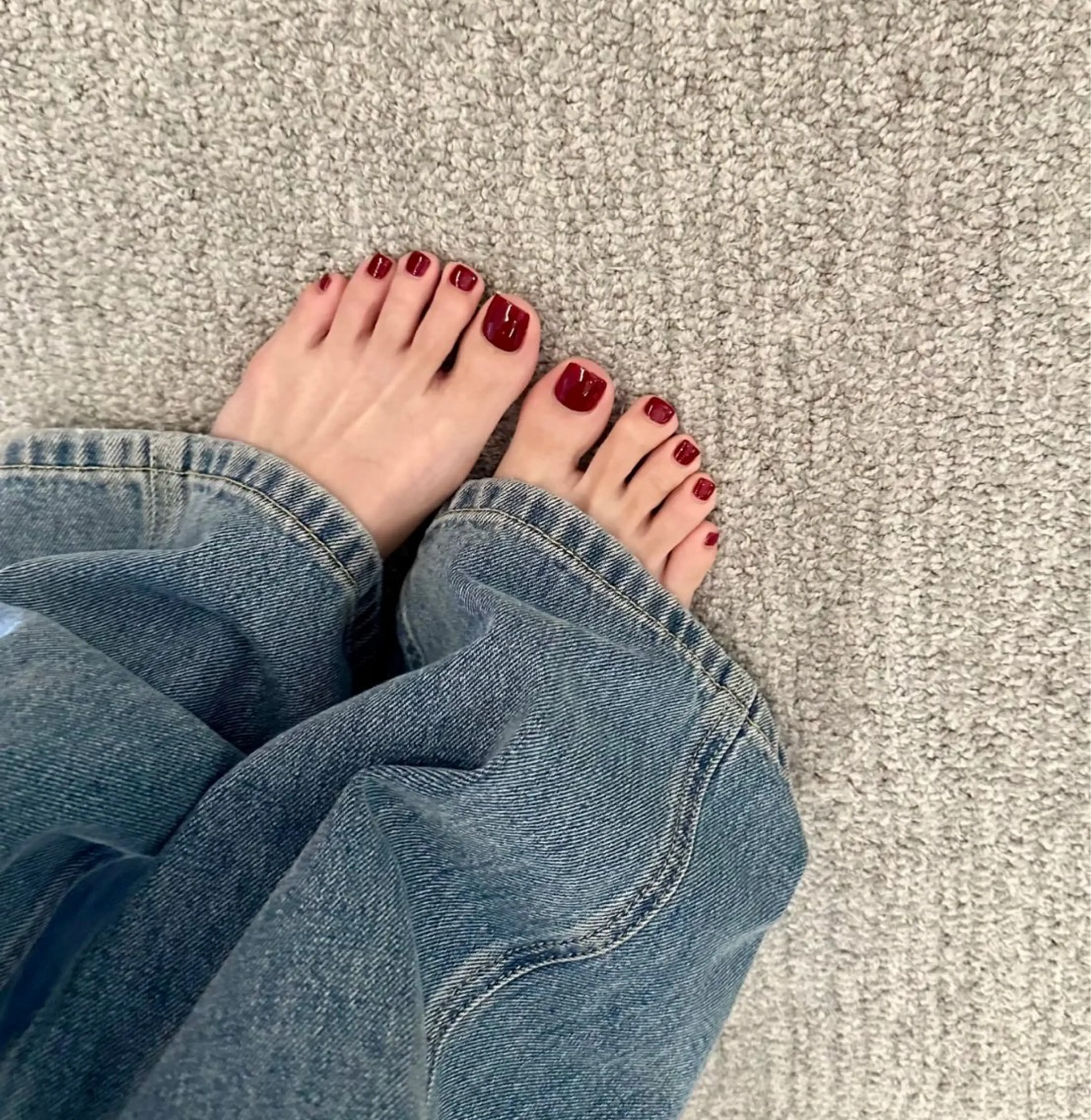 ネイル フットネイル KURE ISAKIのネイルデザイン