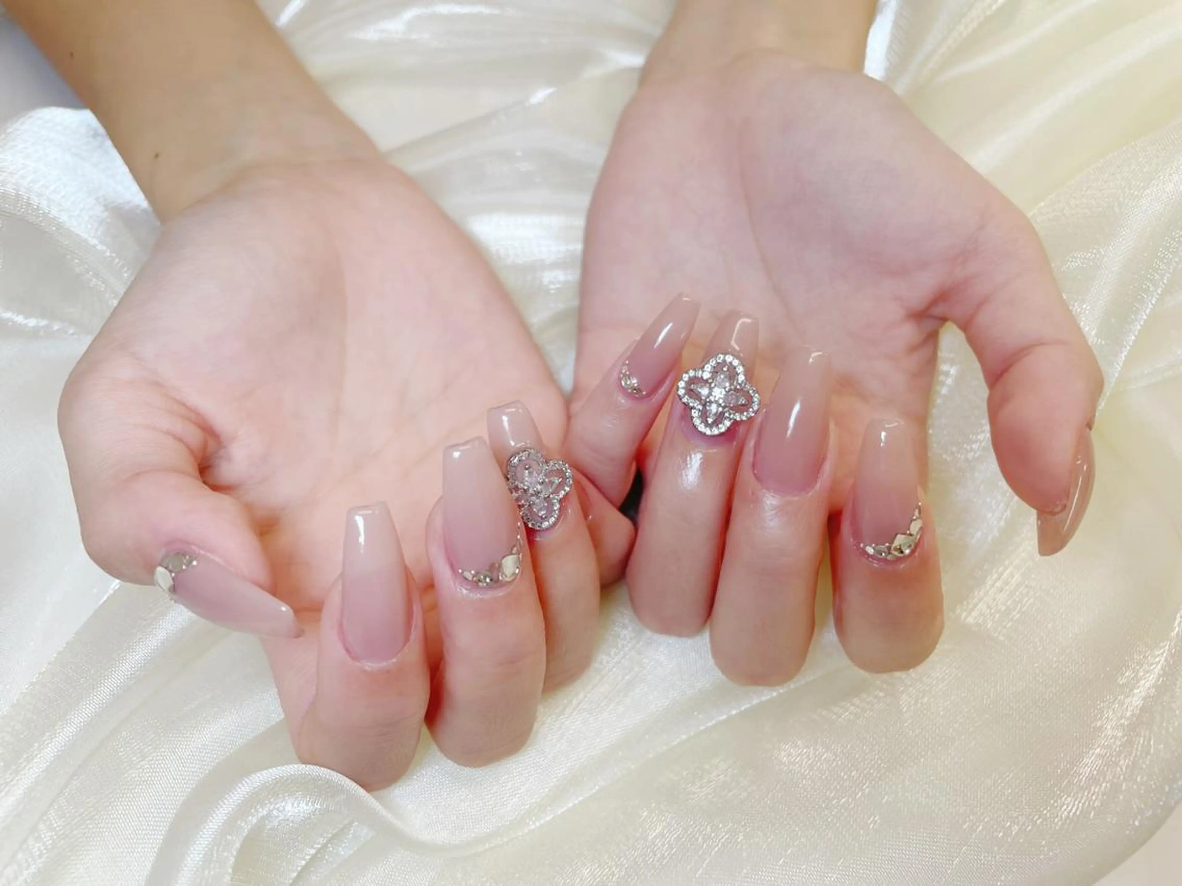 ネイル ナナ ネイル Salonのネイルデザイン