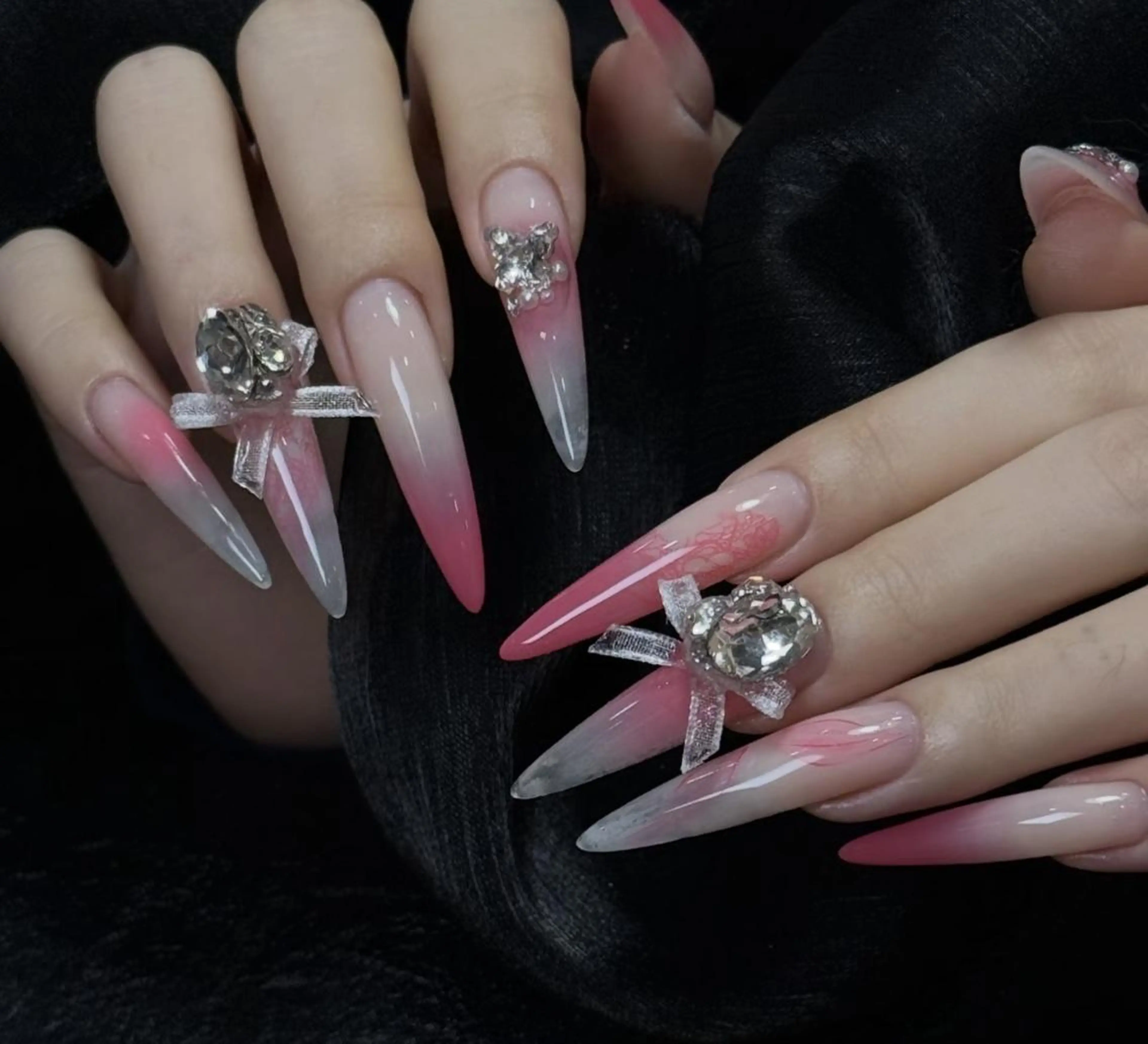 ネイル ハンドネイル エリ🫧 nail池袋東口のネイルデザイン