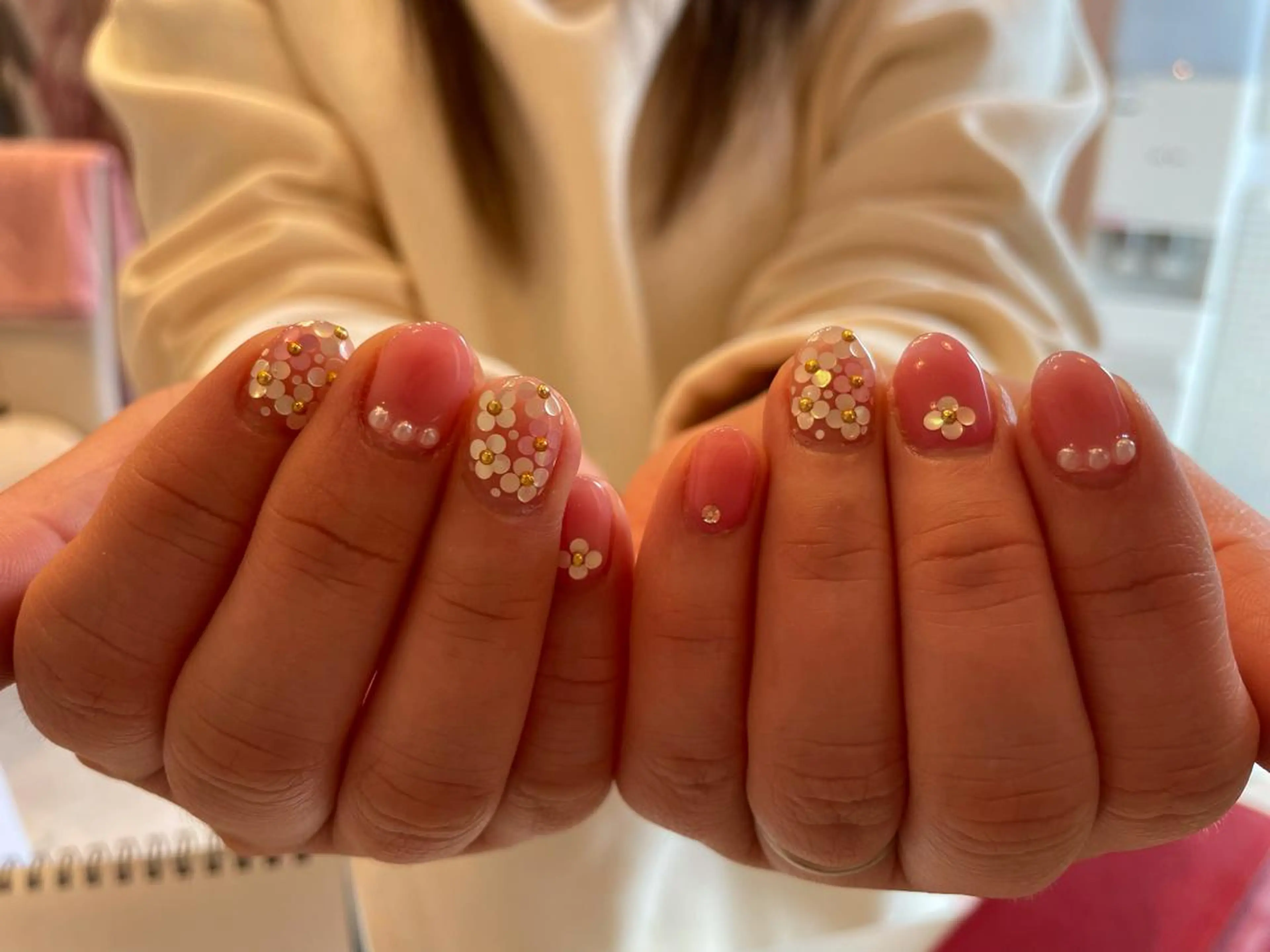 ネイル ♡ビジュール♡ NAIL &まつ毛のマツエク・マツパデザイン