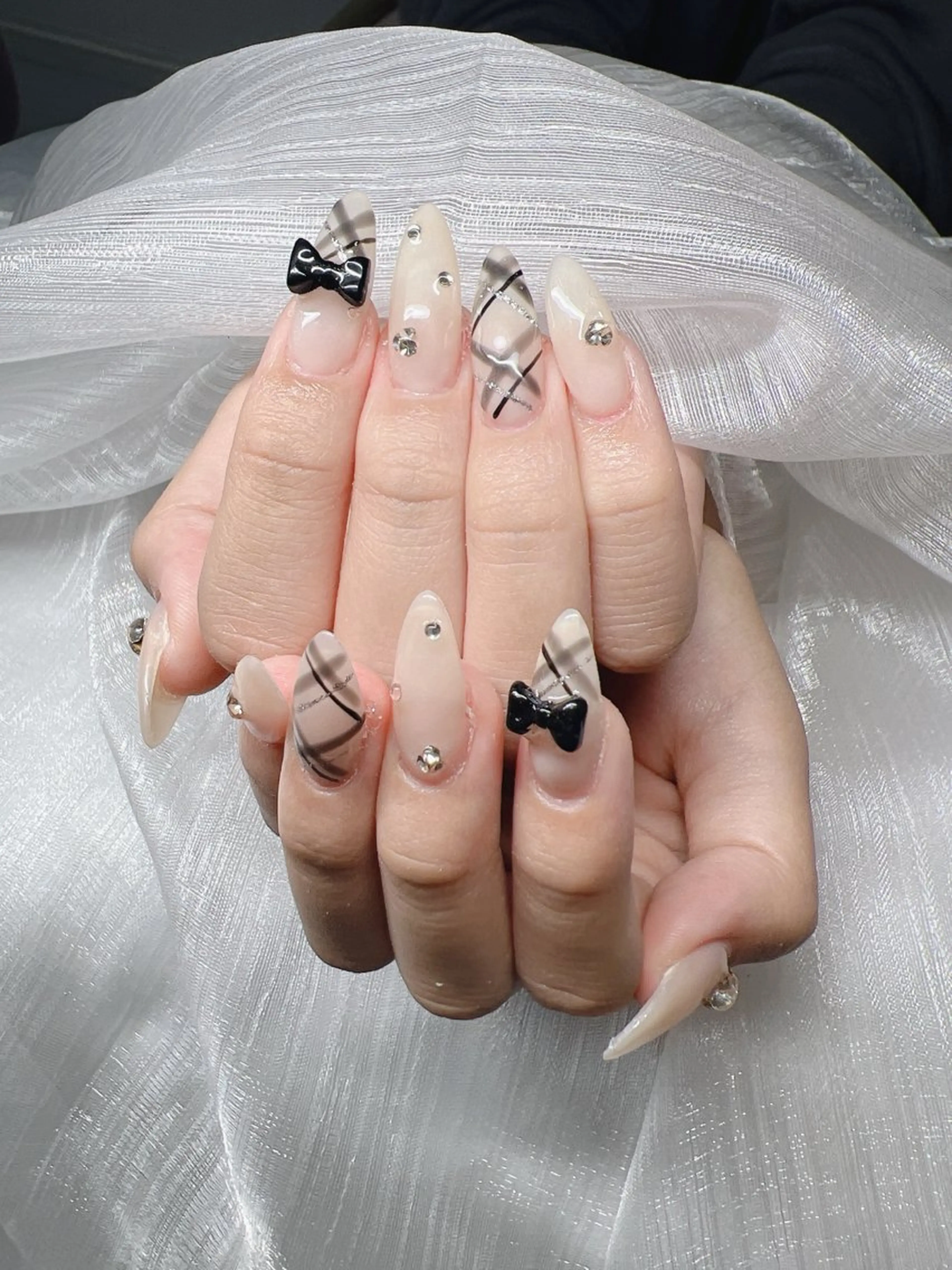 ネイル ハンドネイル Lee Nailsのネイルデザイン