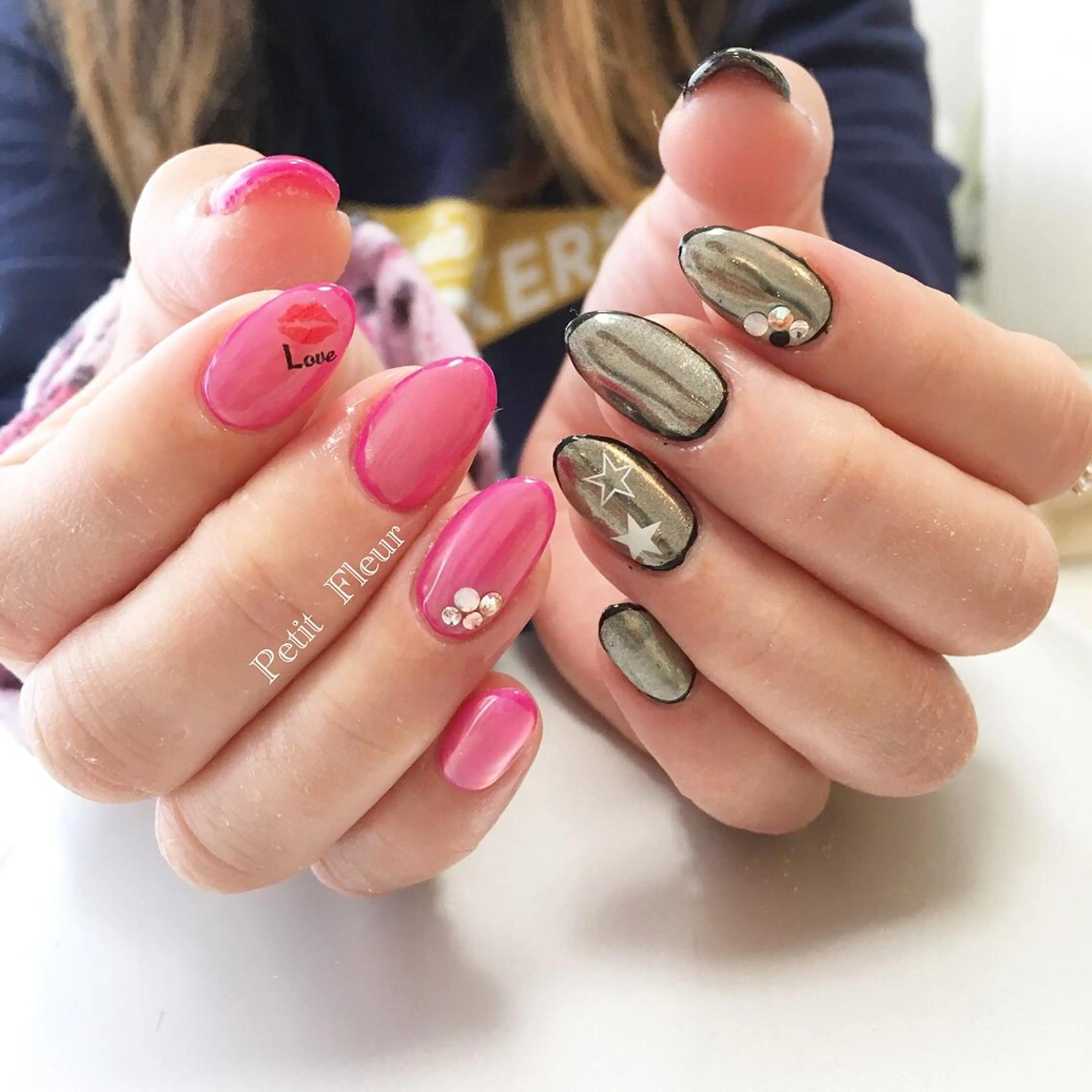 ネイル オーロラネイル ミラーネイル Petit Fleur所属・青柳 亜梨奈のマツエク・マツパデザイン