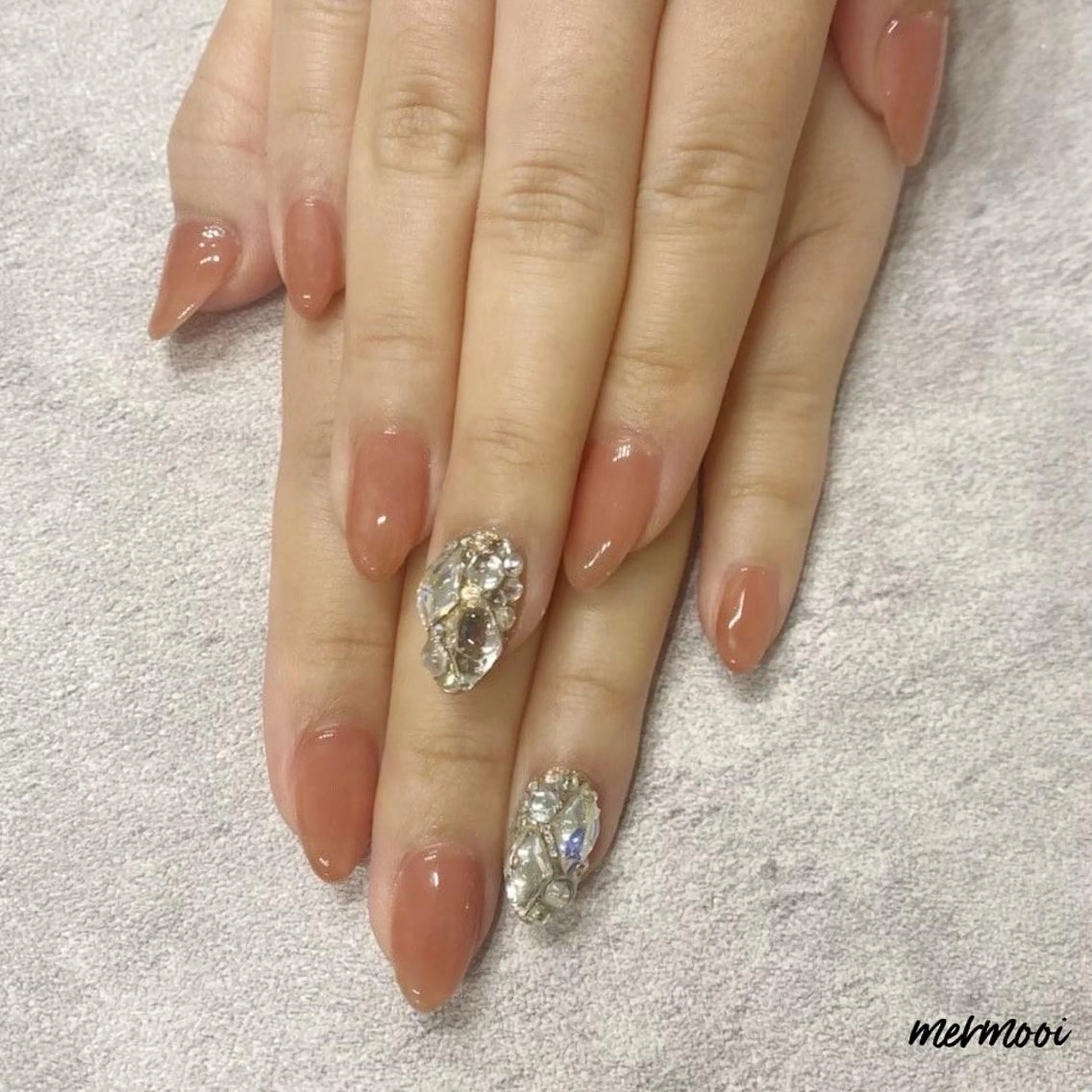 ネイル ジェルネイル キラキラネイル 韓国ネイル ミラーネイル ワンカラーネイル ハンドネイル mermooi所属・melumooi nailのネイルデザイン