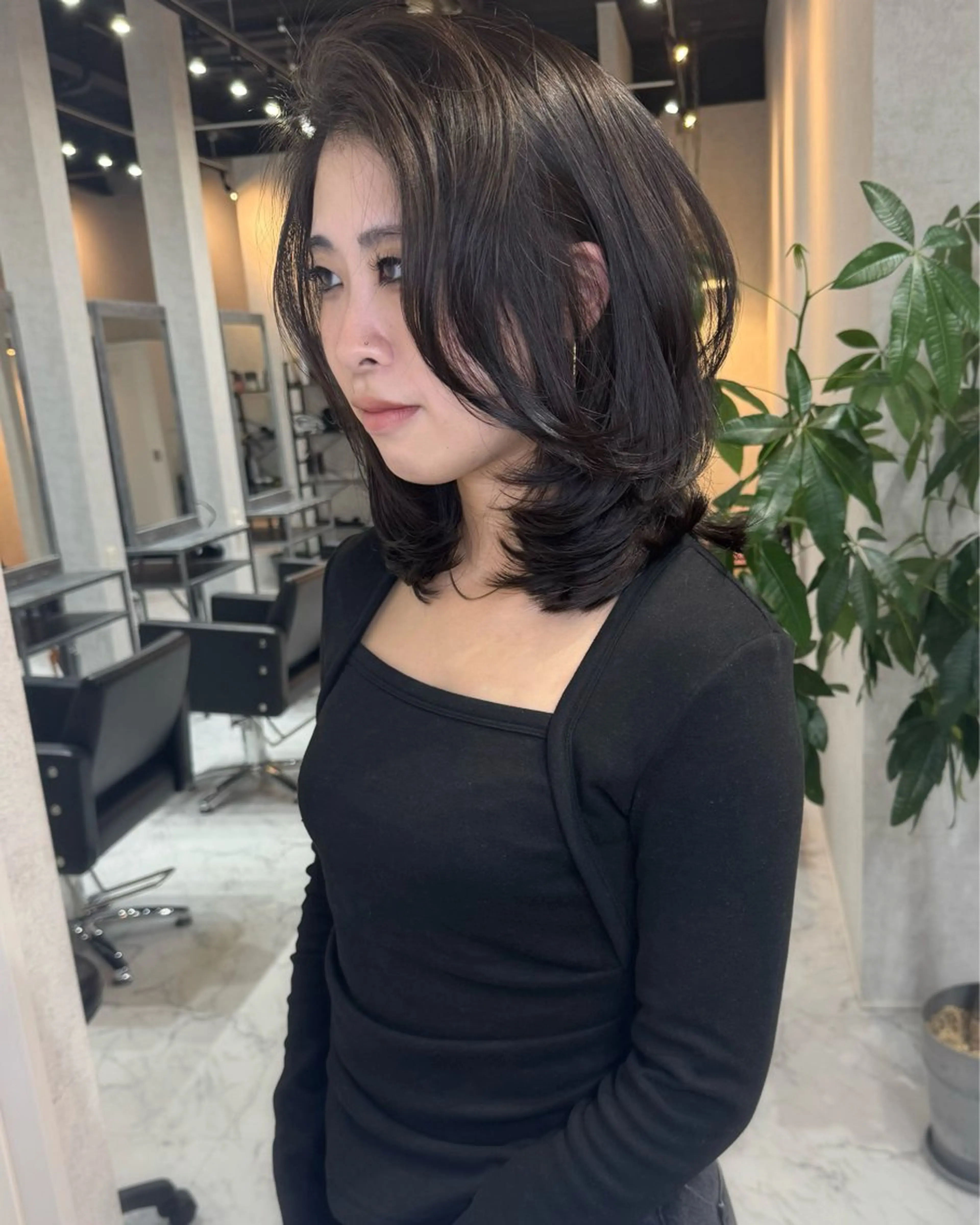ミディアム ヘアアレンジ 韓国風ヘア レイヤーカット トリートメント ワンホンヘア カット ヘアカラー トリートメント アンドウ ユウ/ レイヤーカット/韓国のヘアスタイル