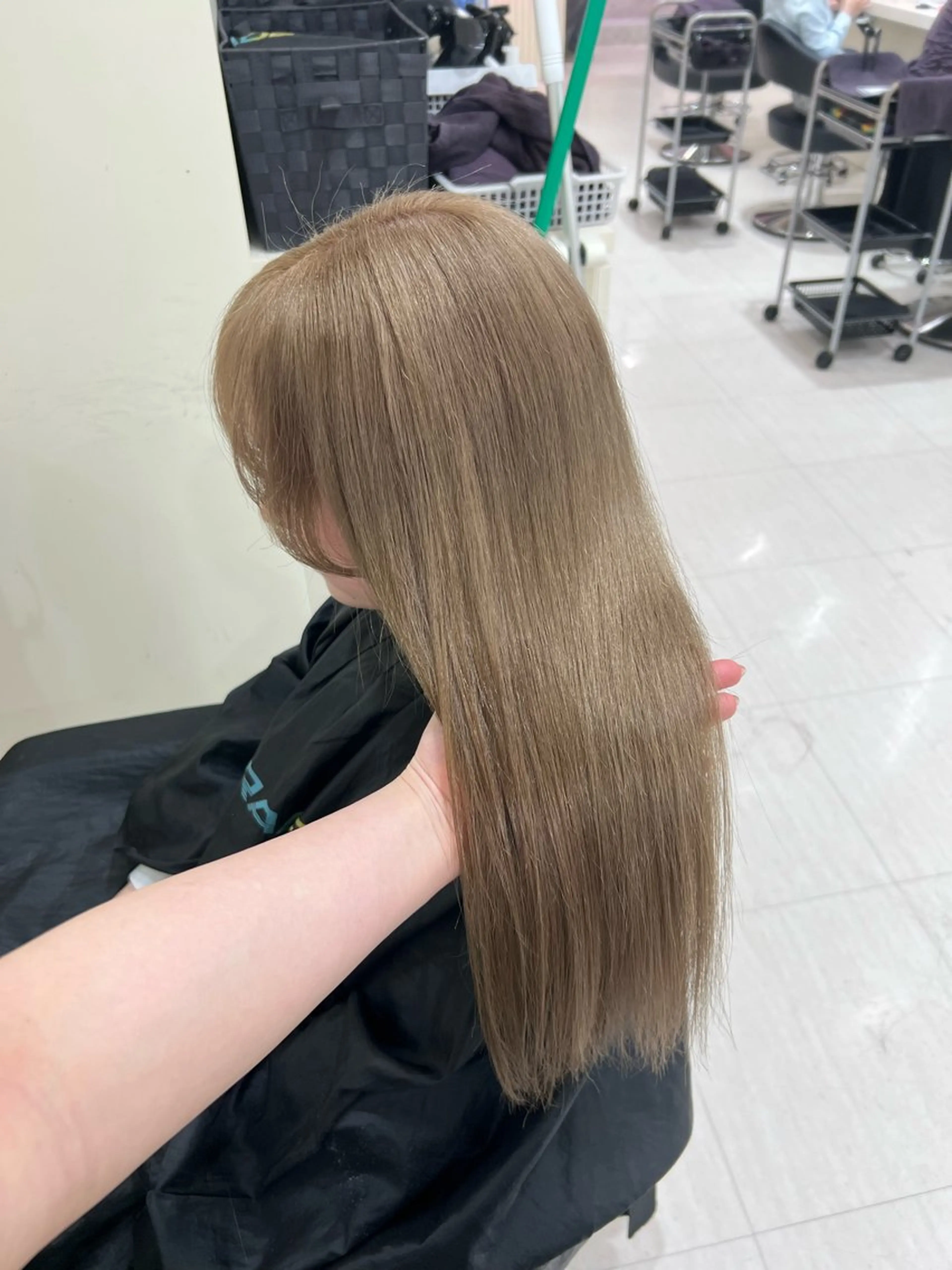 ロング カラー ヘアアレンジ ヘアカラー 韓国レイヤー＆ピンク 艶髪🩶maikoのヘアスタイル