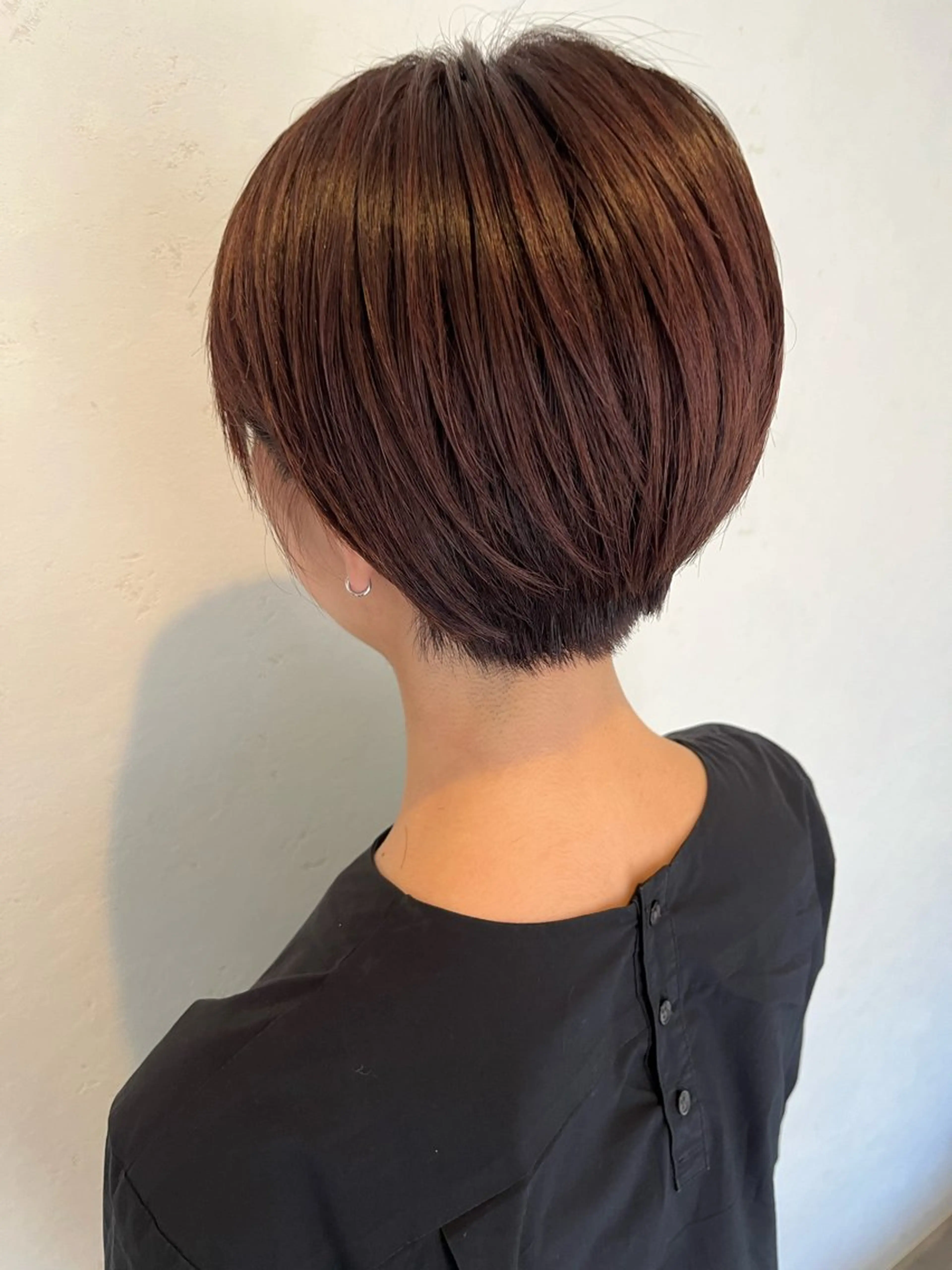 ショート カラー 伊藤 さやかのヘアスタイル