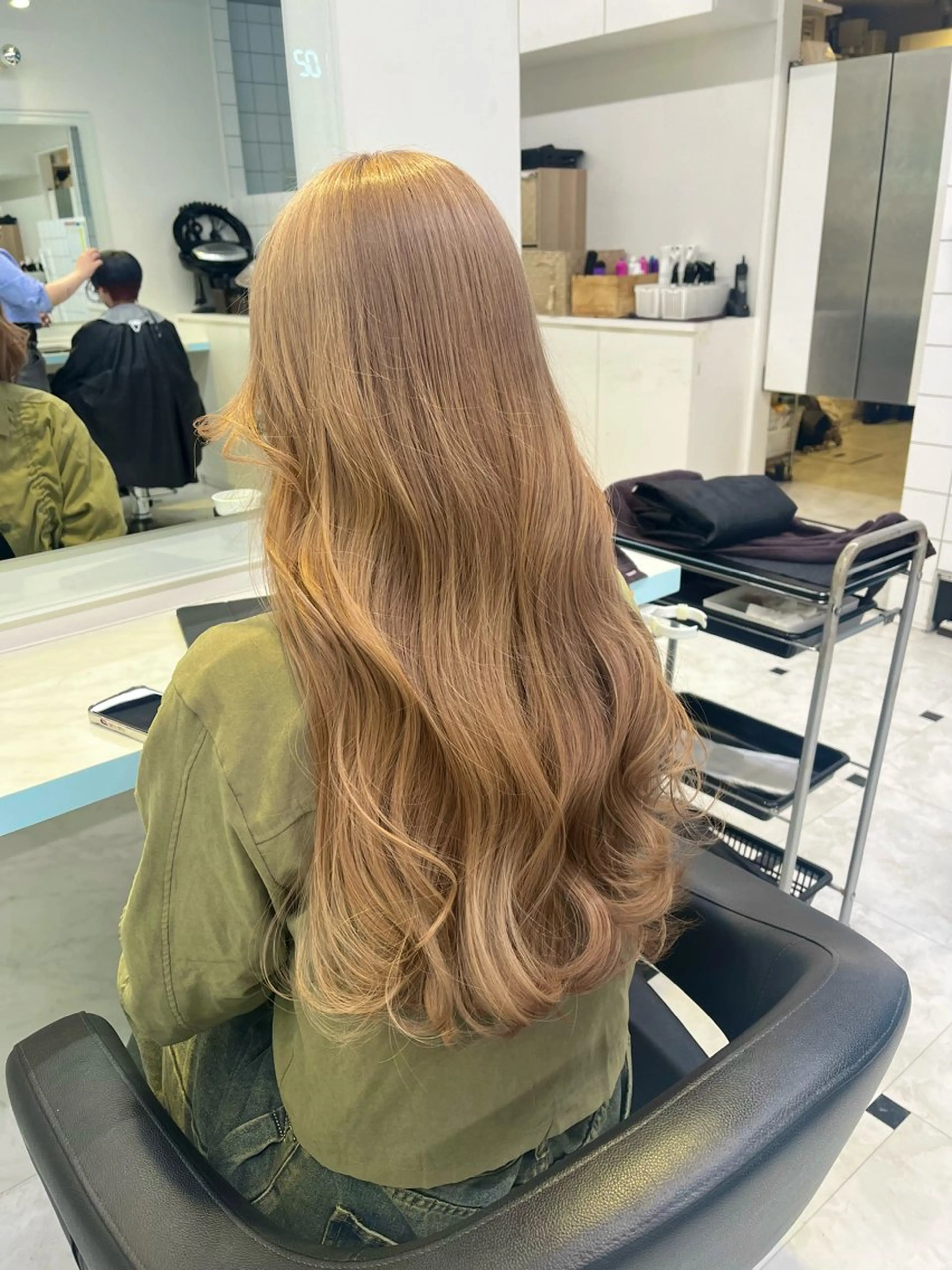 ロング カラー ヘアカラー トリートメント ブリーチカラー 🩵MIZUKIのヘアスタイル