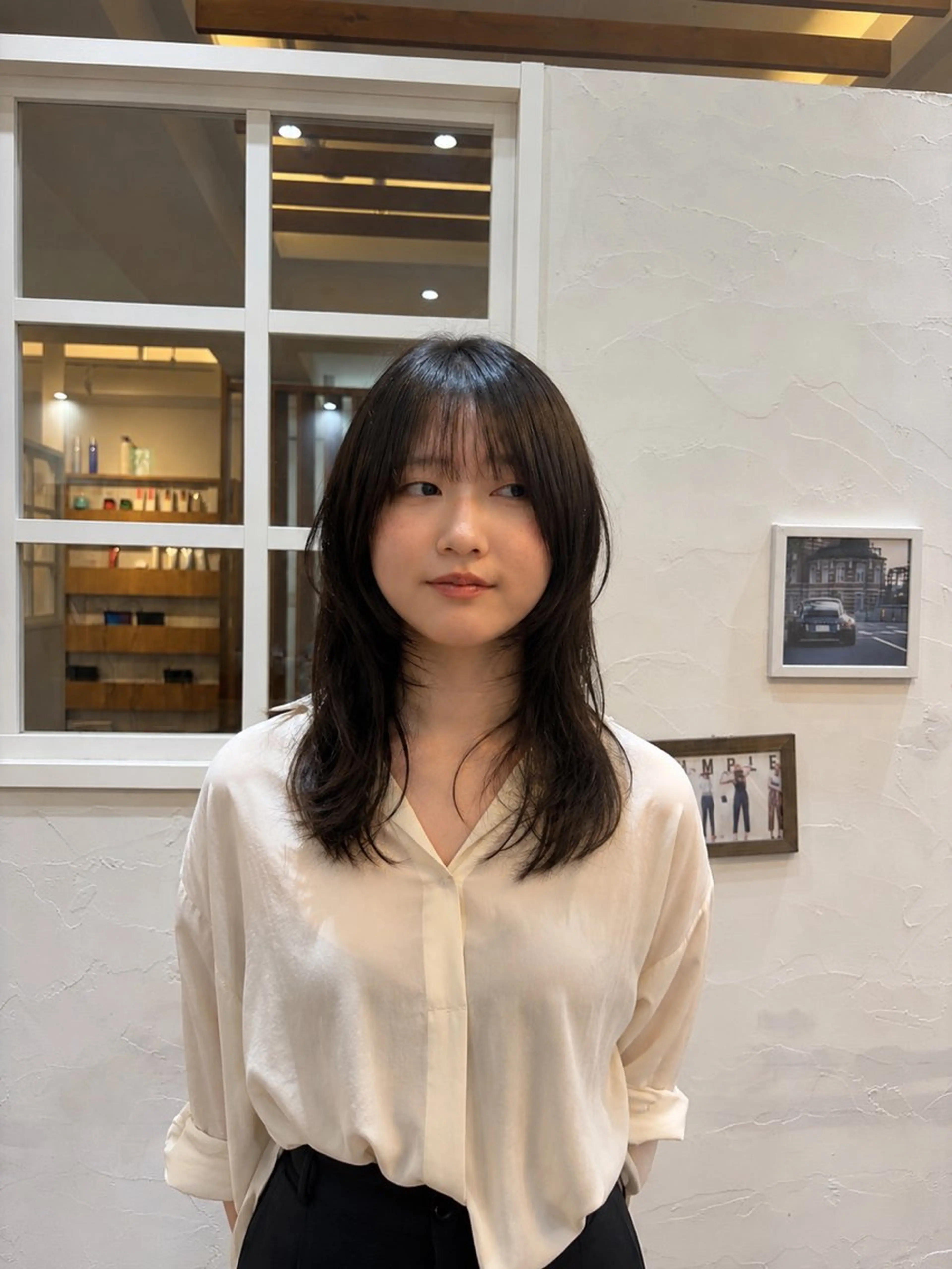セミロング カット トリートメント 松下 倫子のヘアスタイル