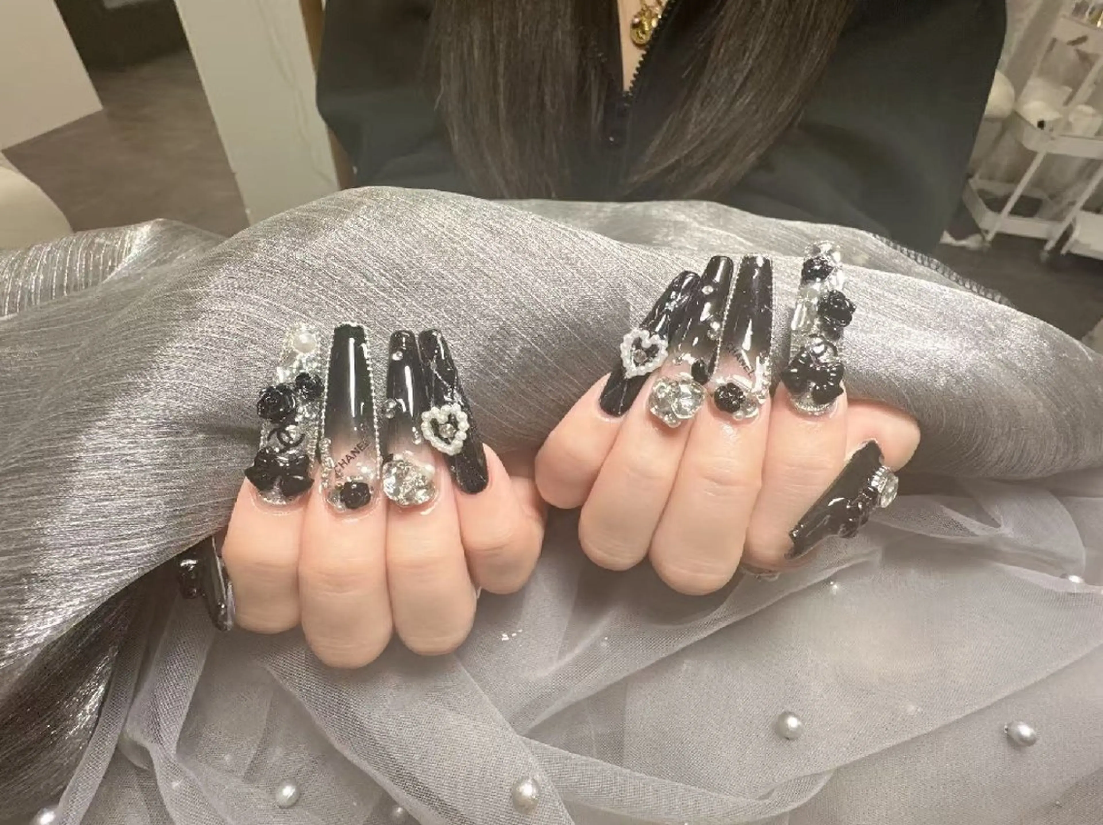 ネイル ENsalon AKIRAのネイルデザイン