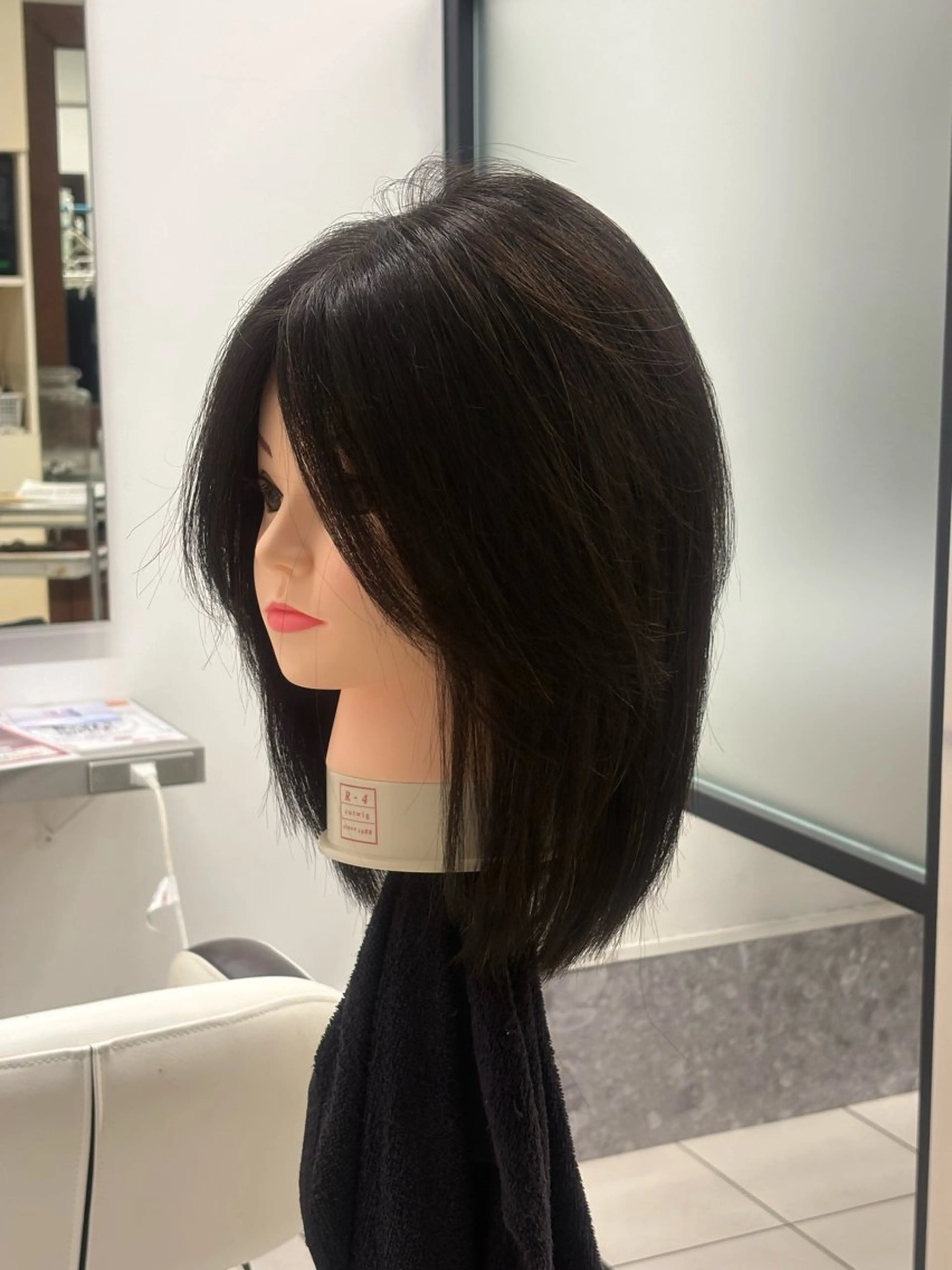 ミディアム カット 青木 早姫呂のヘアスタイル