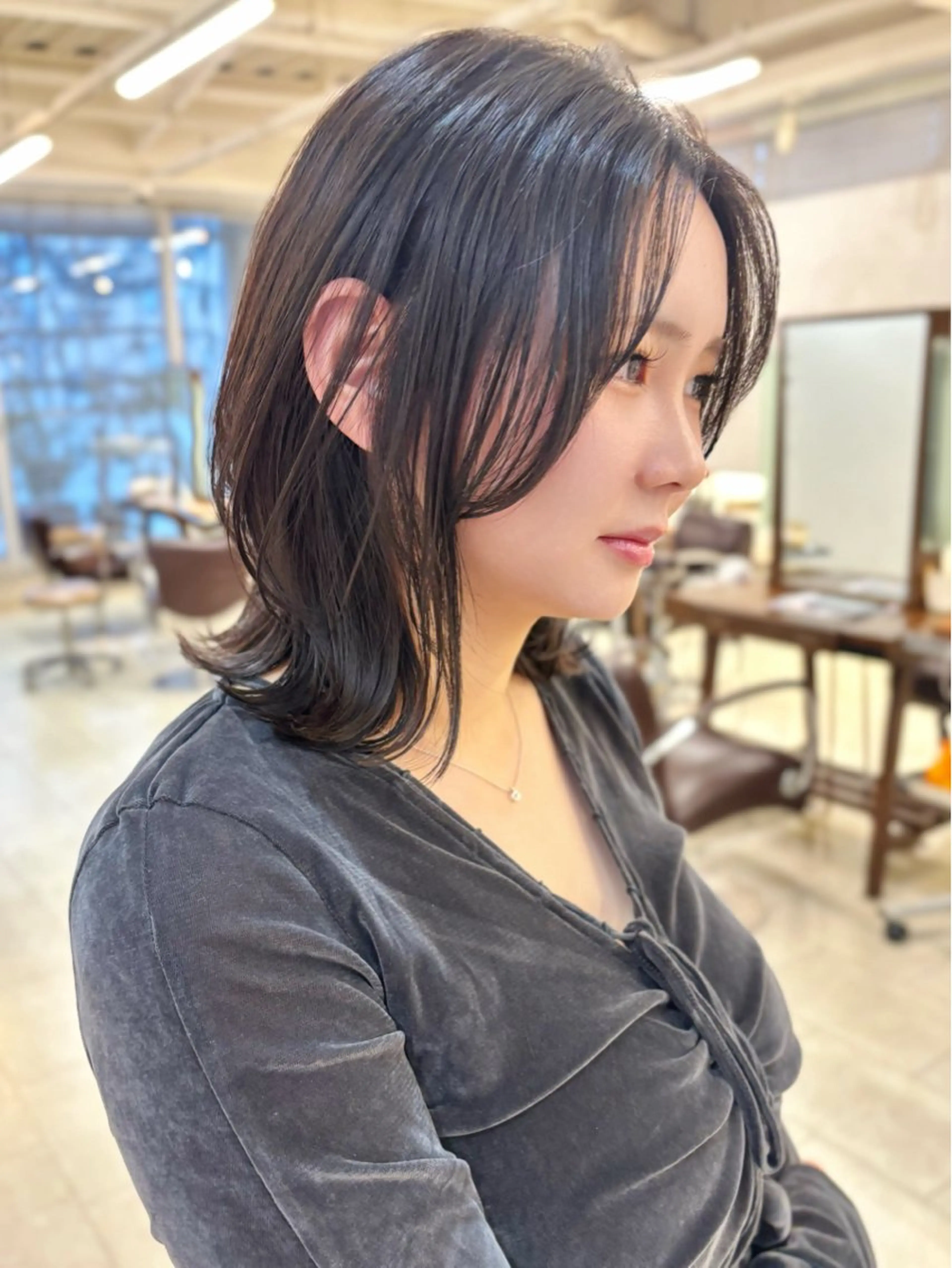 ミディアム カラー カット 奥野/レイヤーボブ /透明感カラーのヘアスタイル