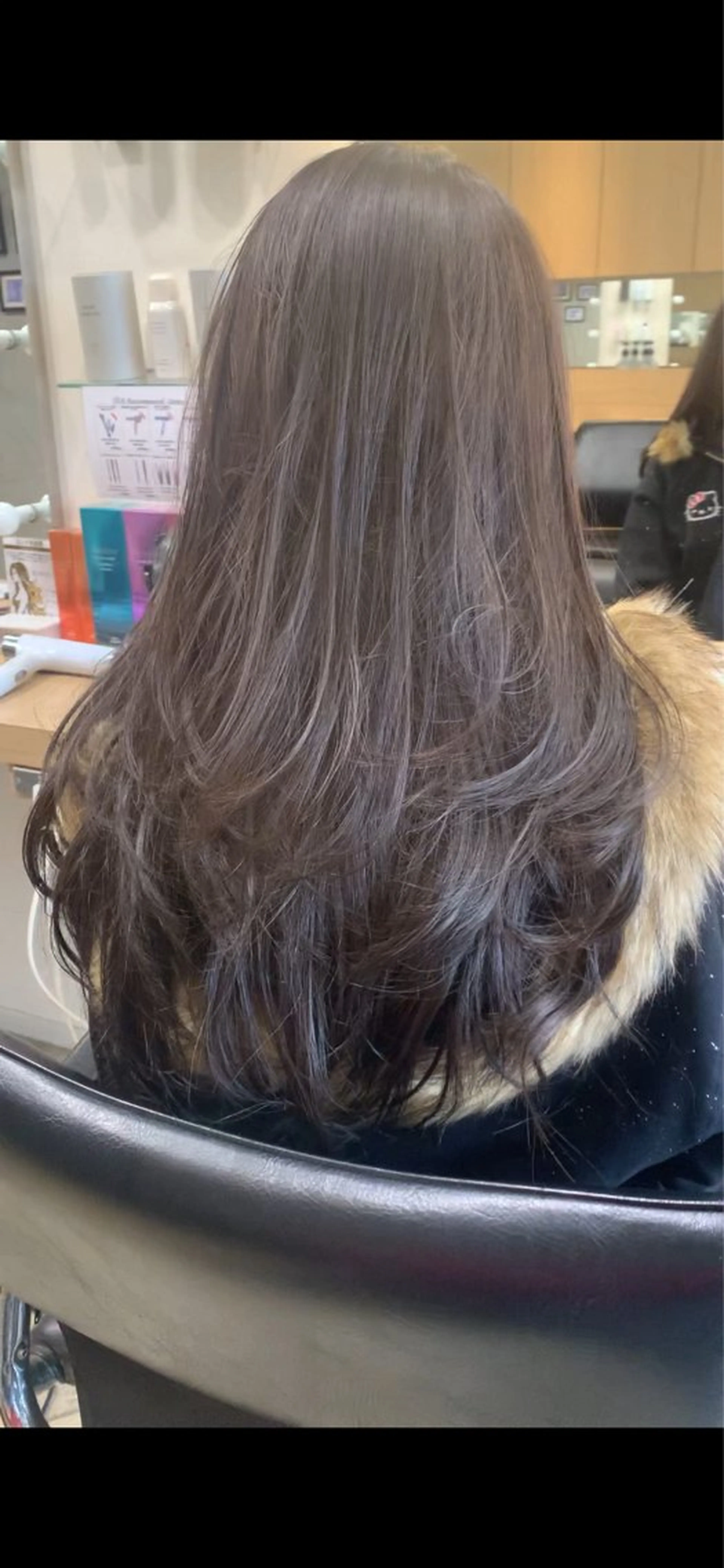 ロング レイヤーカット 伊藤 鳳雅のヘアスタイル