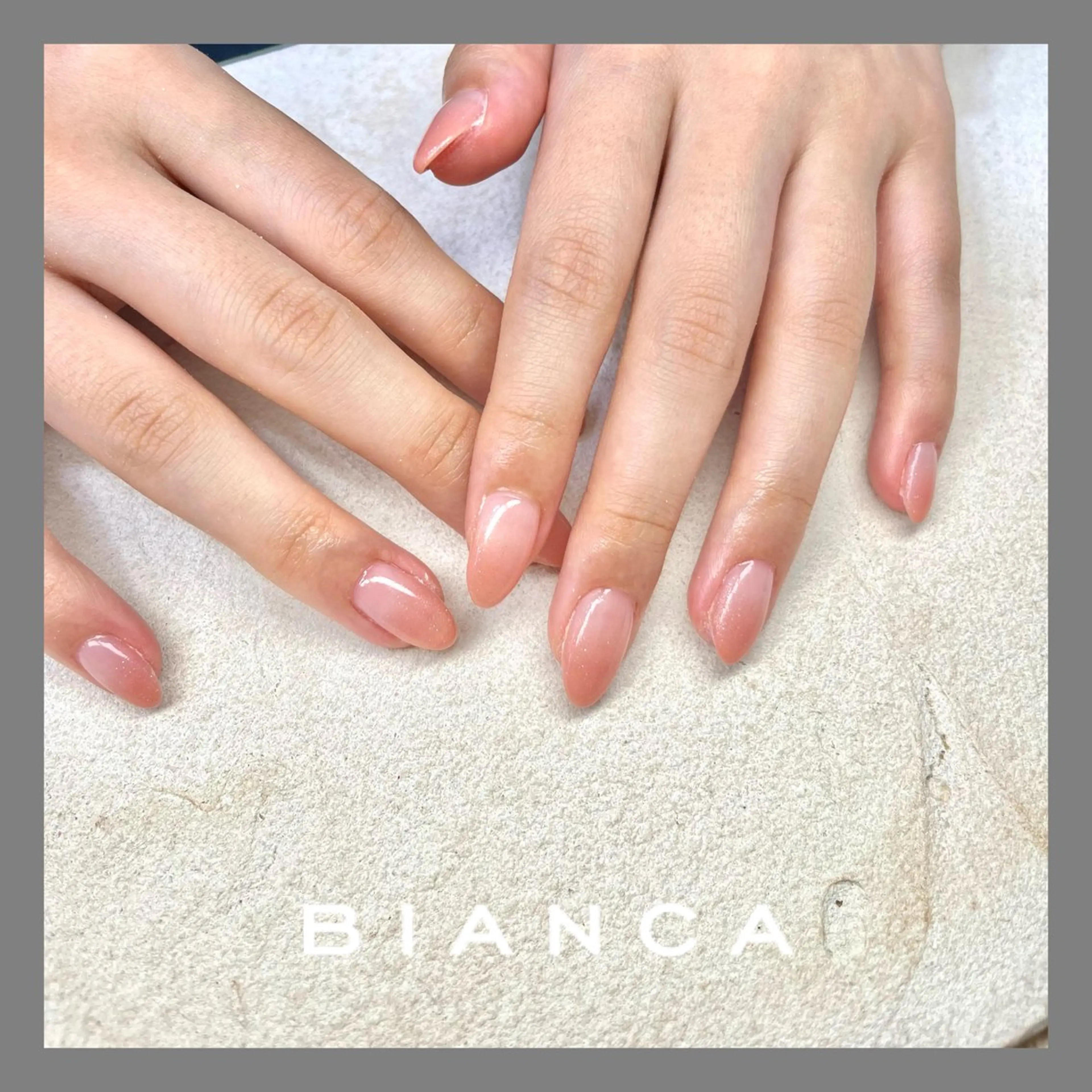 ネイル グラデーション オフィスネイル ハンドネイル Bianca TORII🌞のネイルデザイン