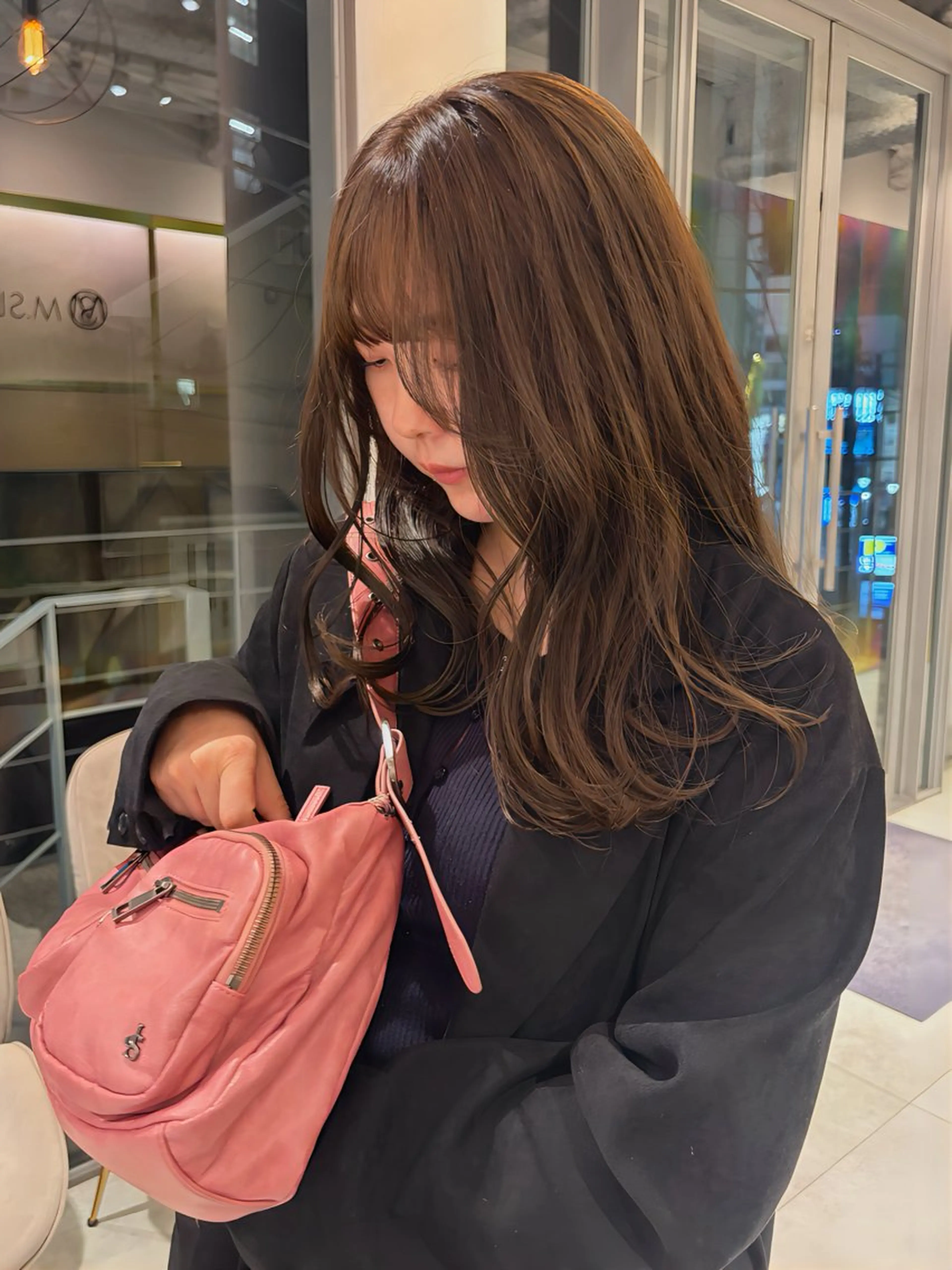 セミロング カラー ヘアカラー 近藤 奏音のヘアスタイル