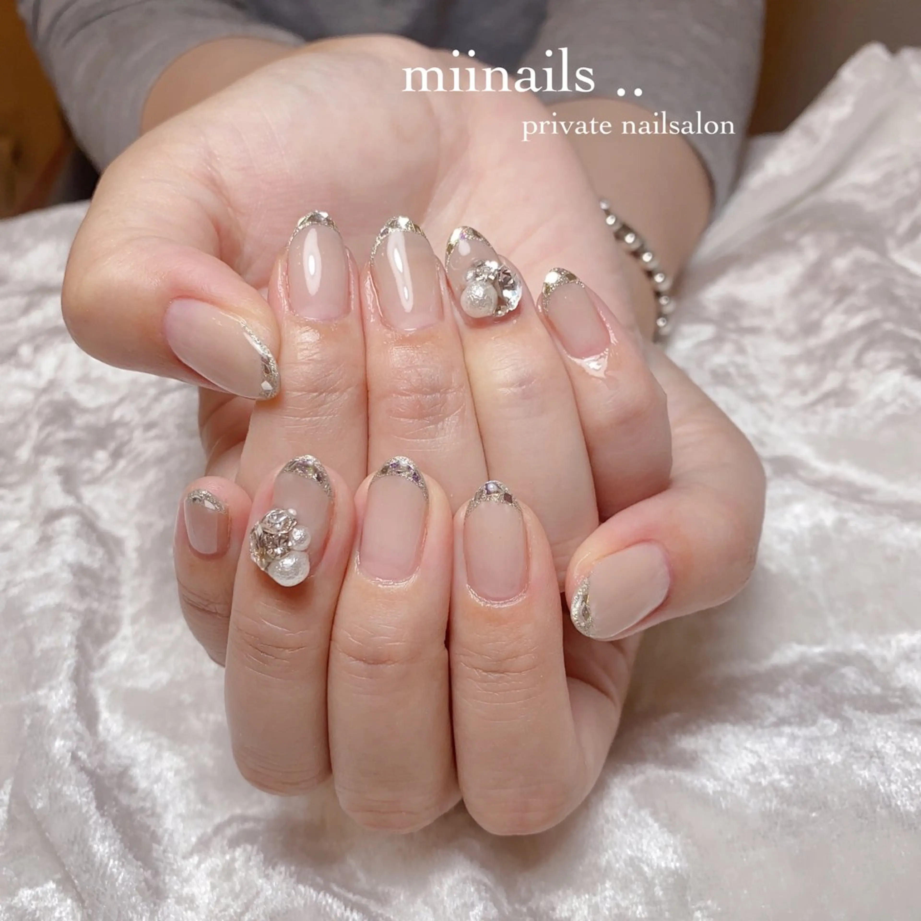 ネイル フレンチネイル ガラスフレンチ 韓国ネイル ワンホンネイル ハンドネイル nailsalon miinailsのネイルデザイン