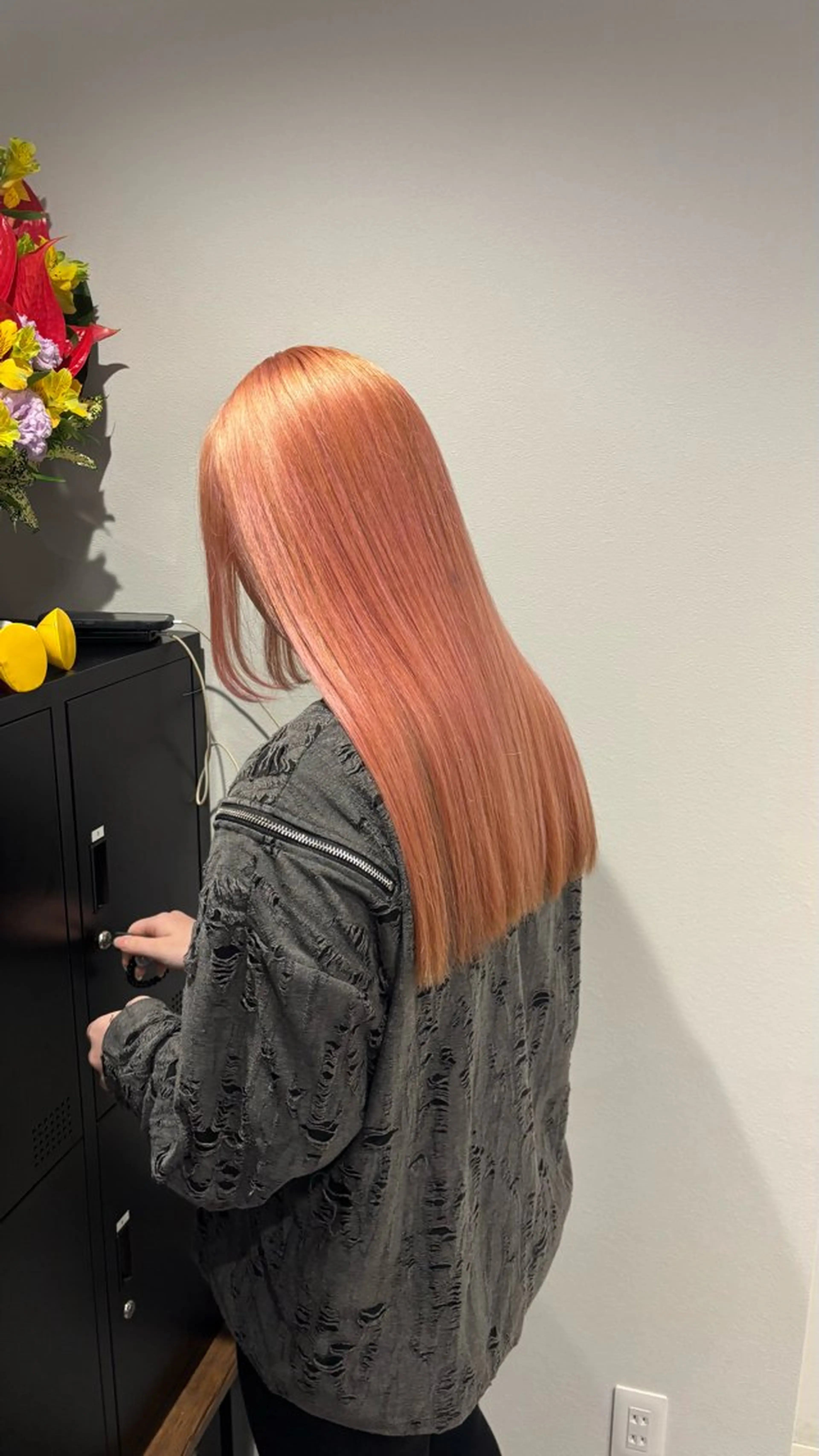 ロング ヘアカラー トリートメント YURINO /ボブ ベージュ/ハイトーンのヘアスタイル