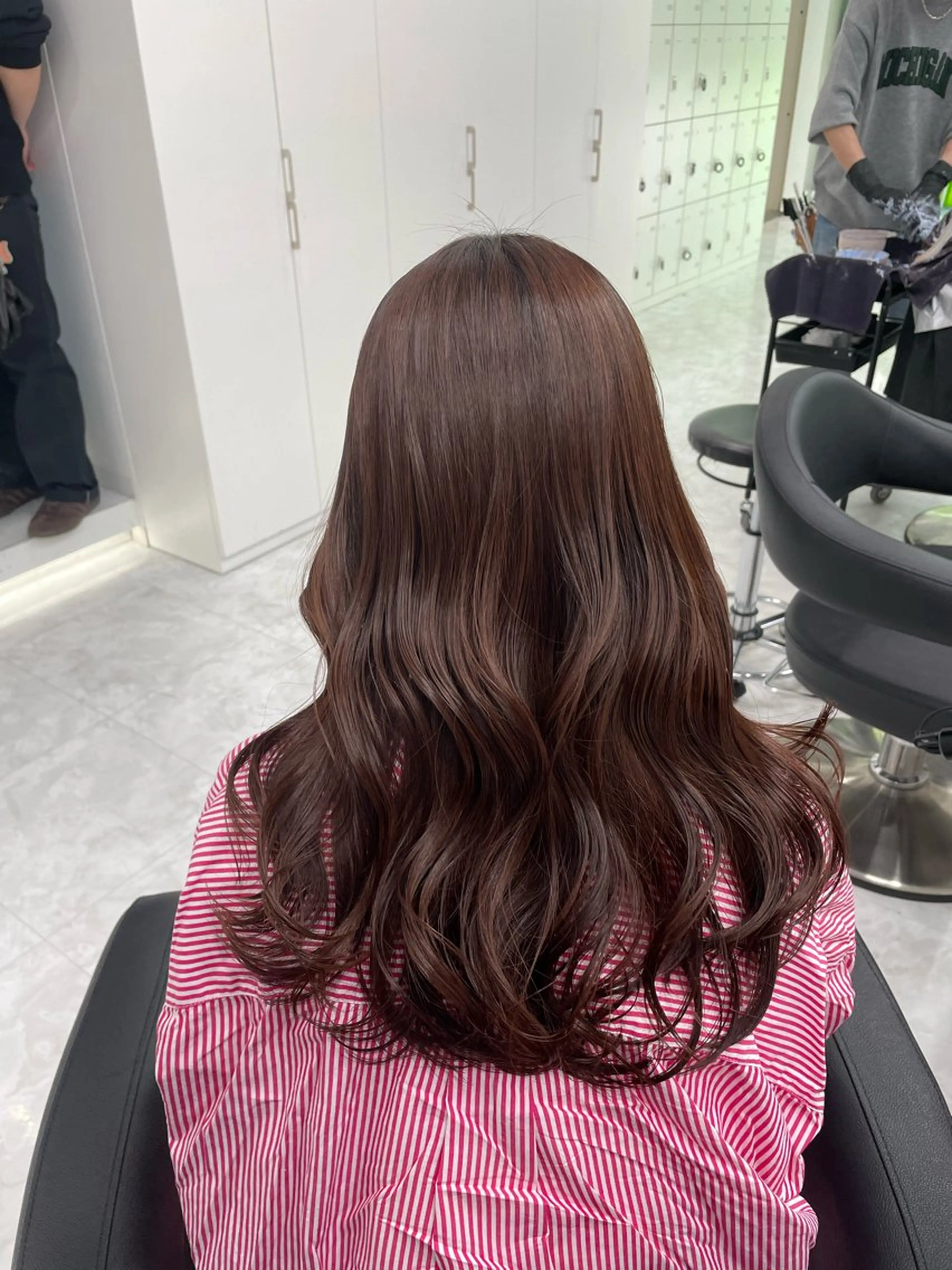 セミロング カラー ヘアカラー トリートメント ヘッドスパ ヘアセット 大人っぽ♡上品な暖色 ♡ブリーチなし♡のヘアスタイル