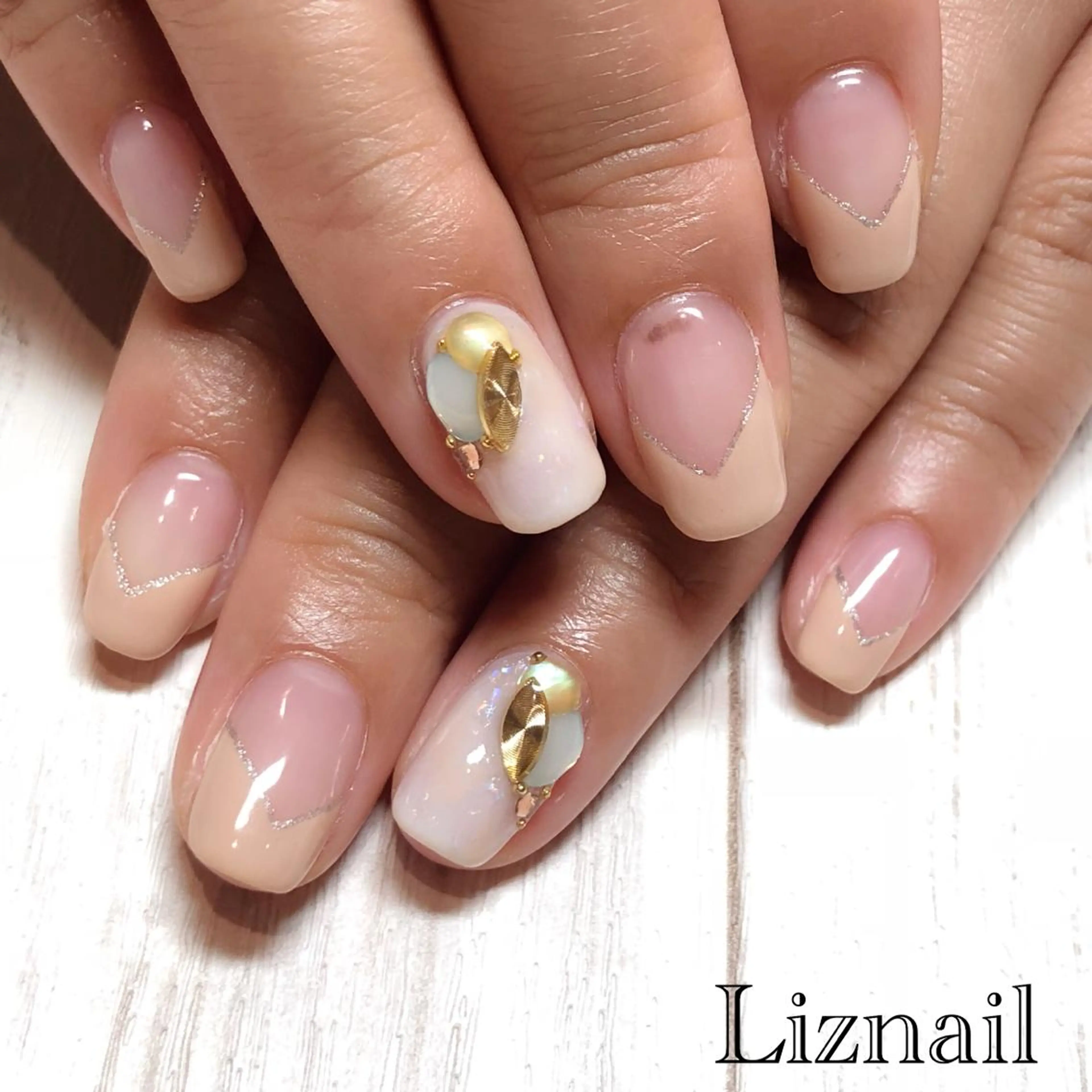 ネイル Rawr / saoriのネイルデザイン