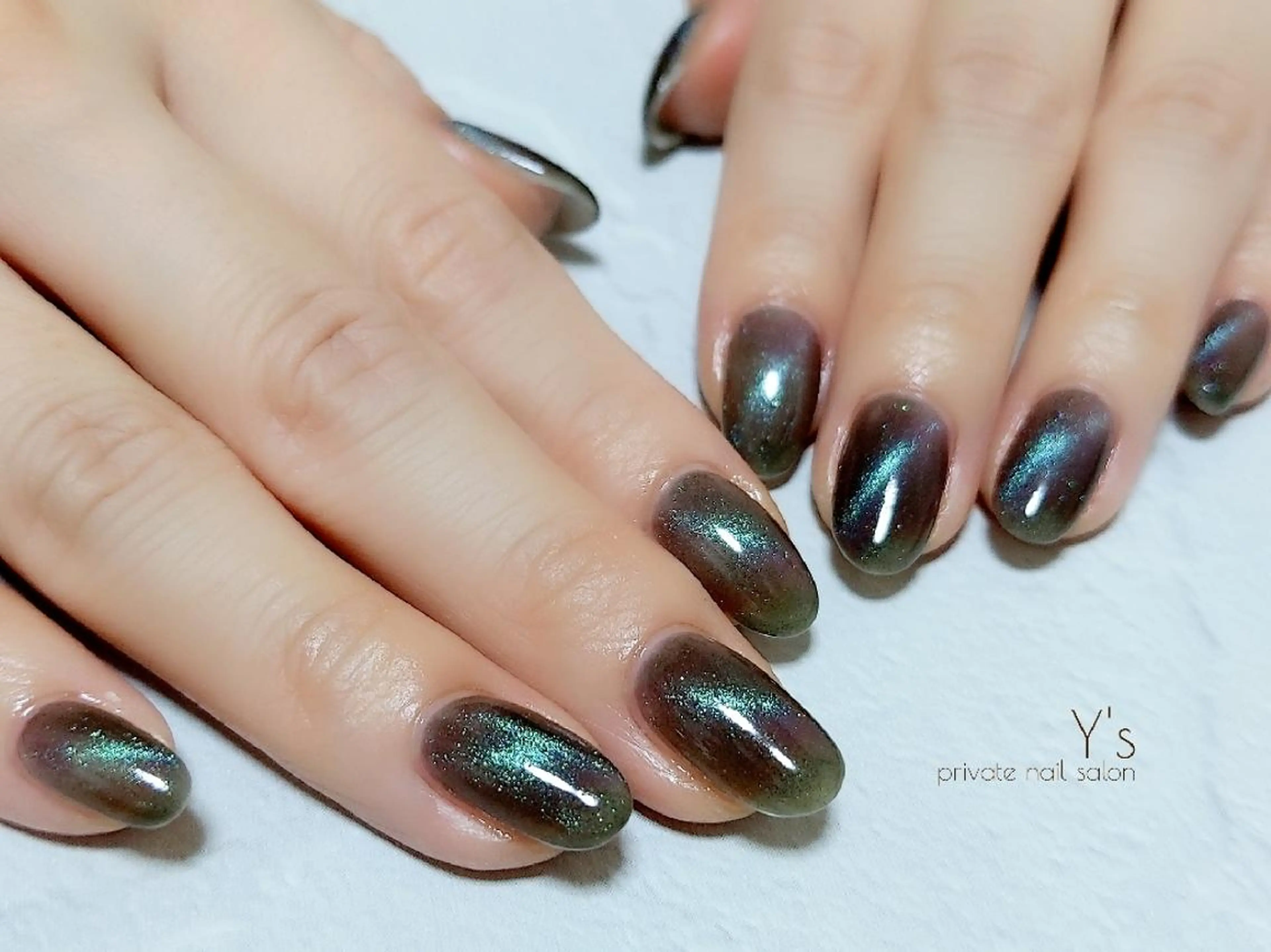 ネイル ハンドネイル YUMI NAGAI  のネイルデザイン