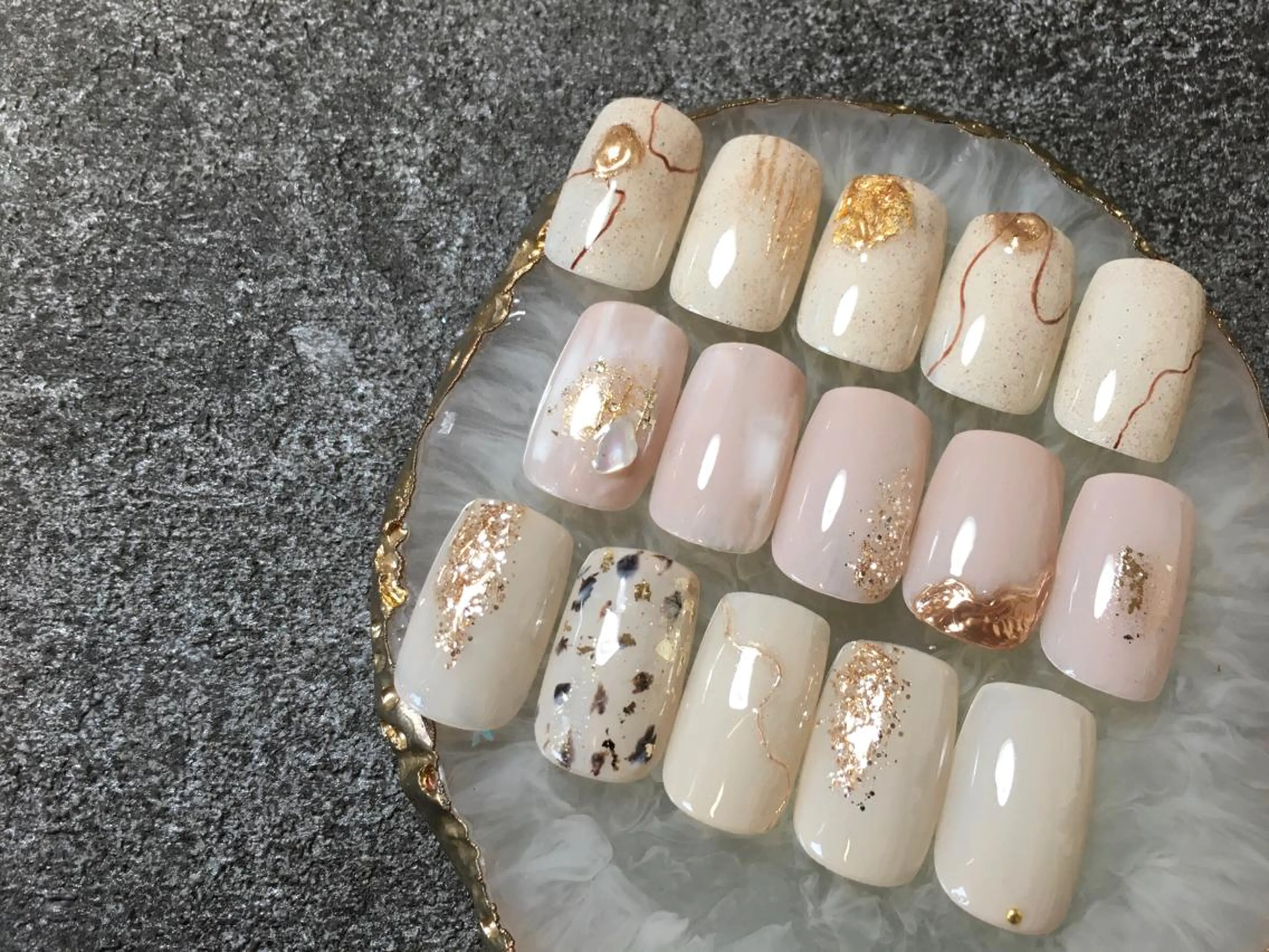 ネイル ハンドネイル nouva nailsのネイルデザイン