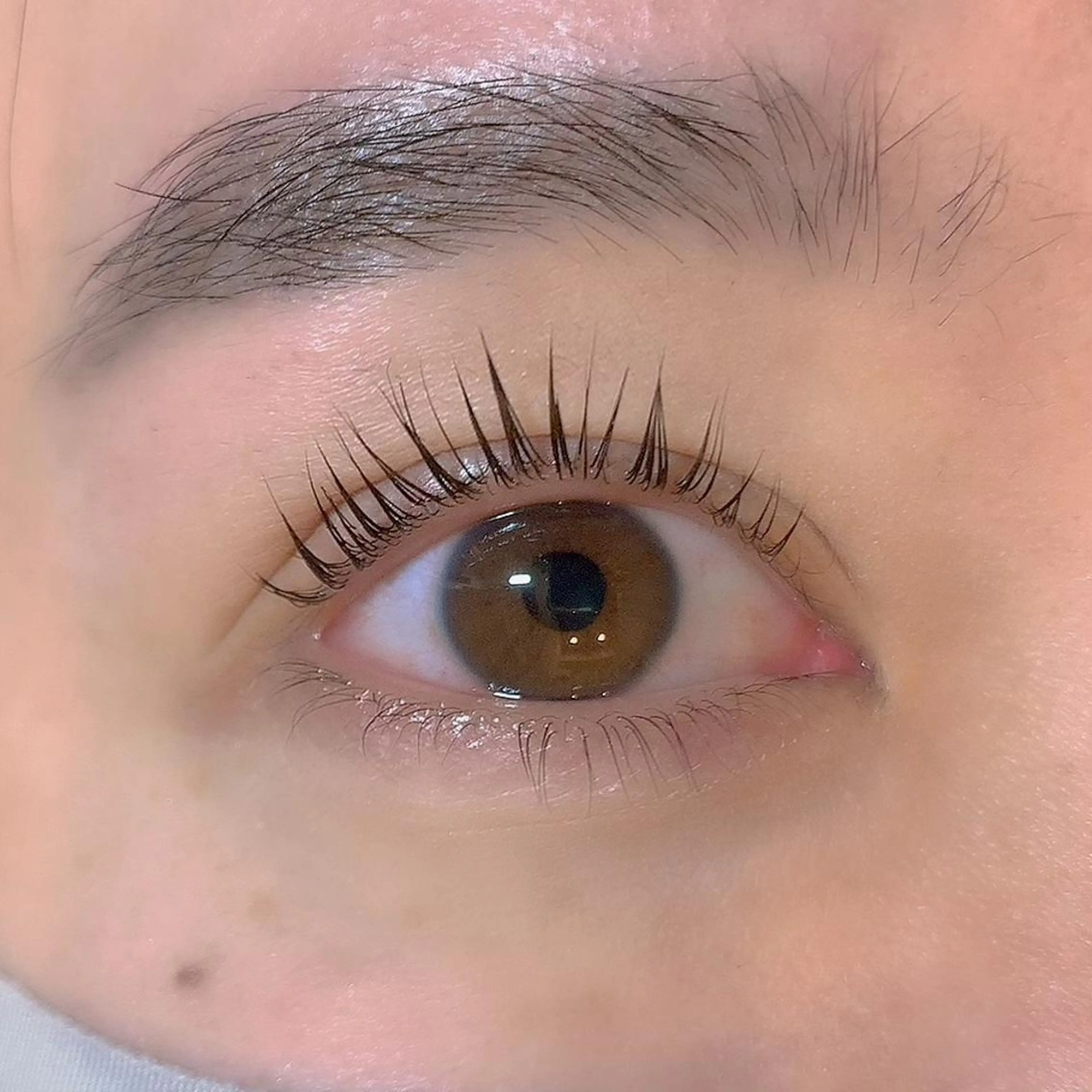 マツエク・マツパ ヤマダ サクラのヘアスタイル