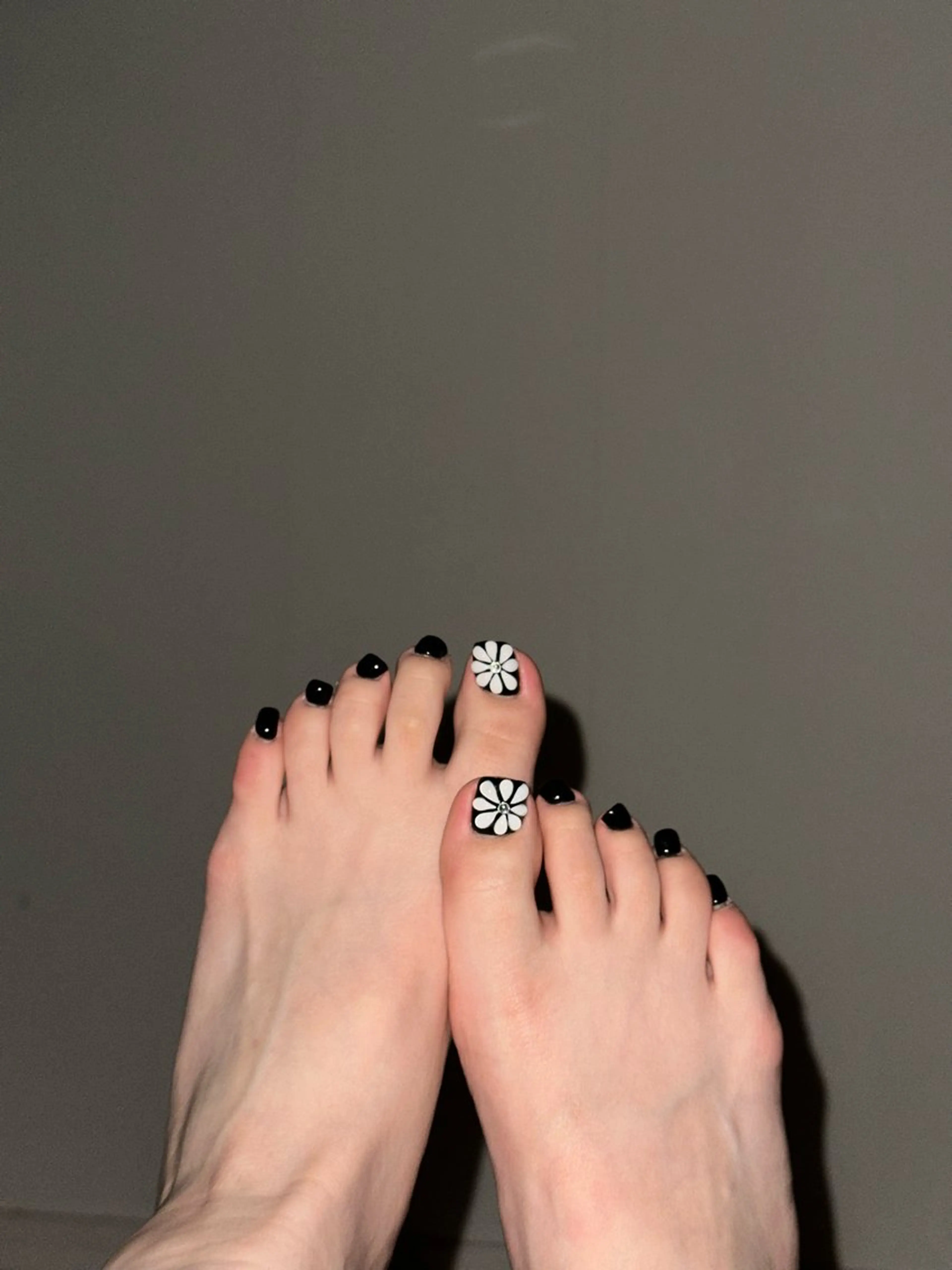 ネイル フットネイル 松永 稚奈のネイルデザイン