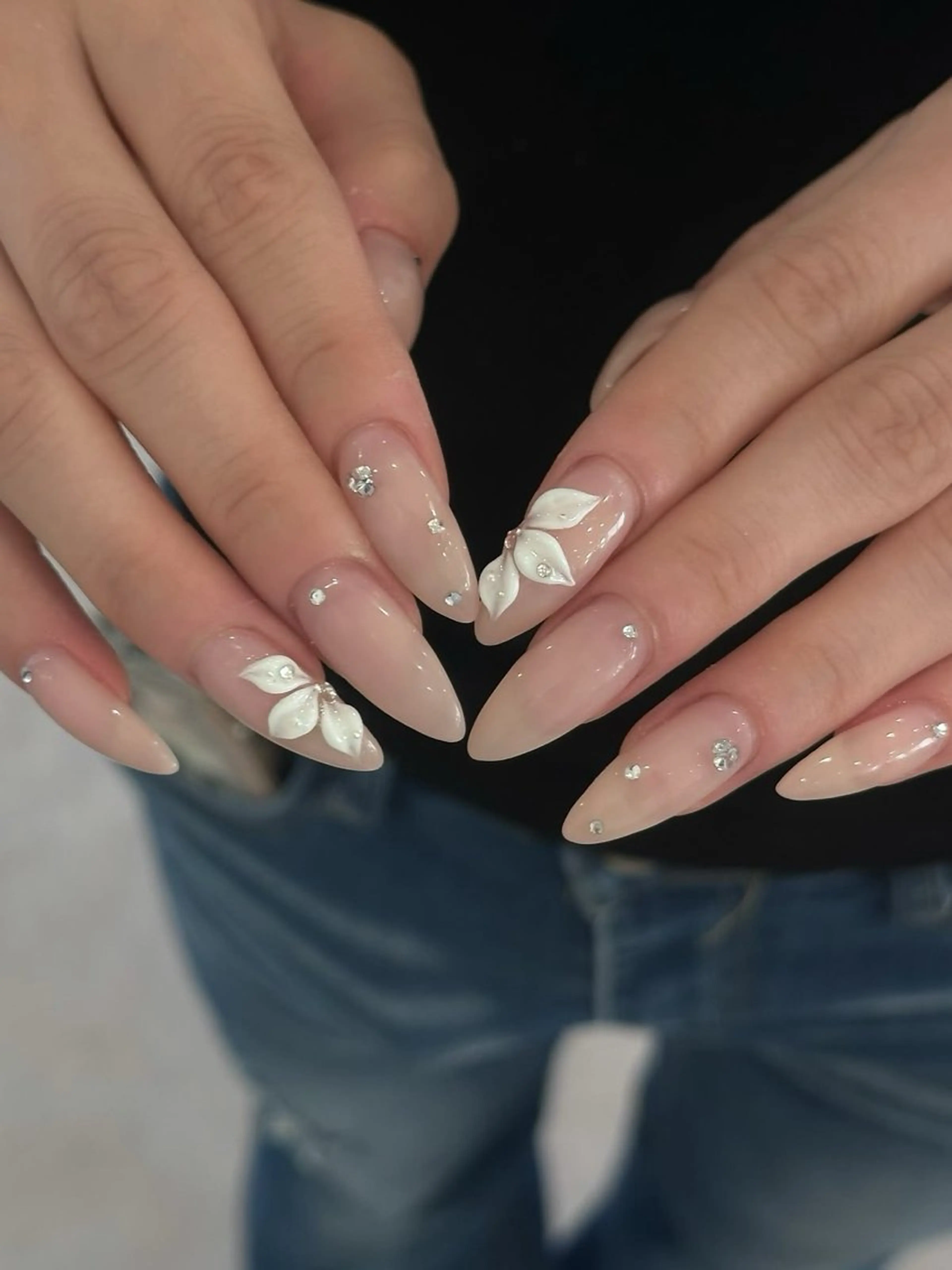 カラー グラデーションカラー ピンクカラー ハンドネイル AIN Nailのネイルデザイン