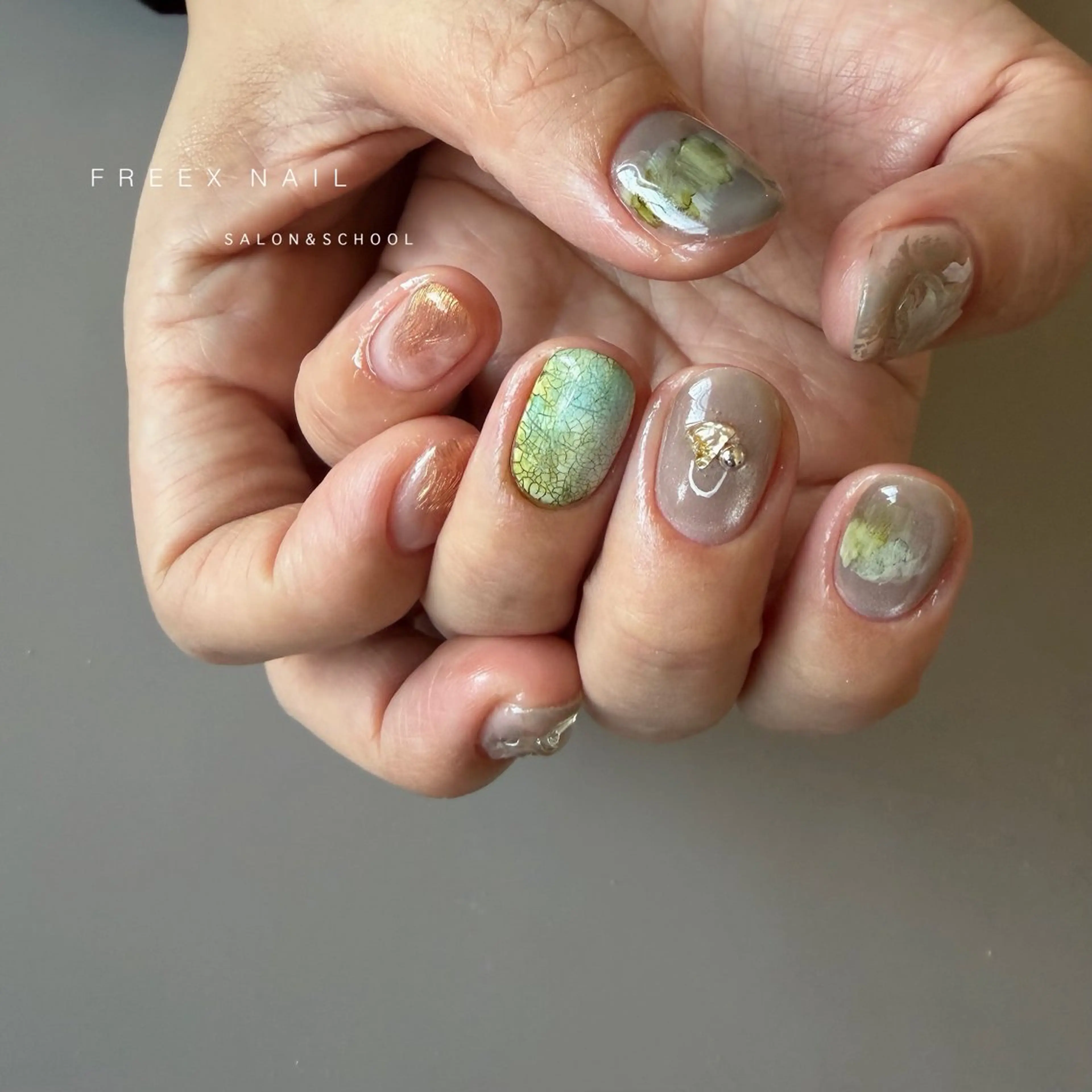 ネイル ハンドネイル ハンドケア freex nail /ニュアンス/個性派のネイルデザイン