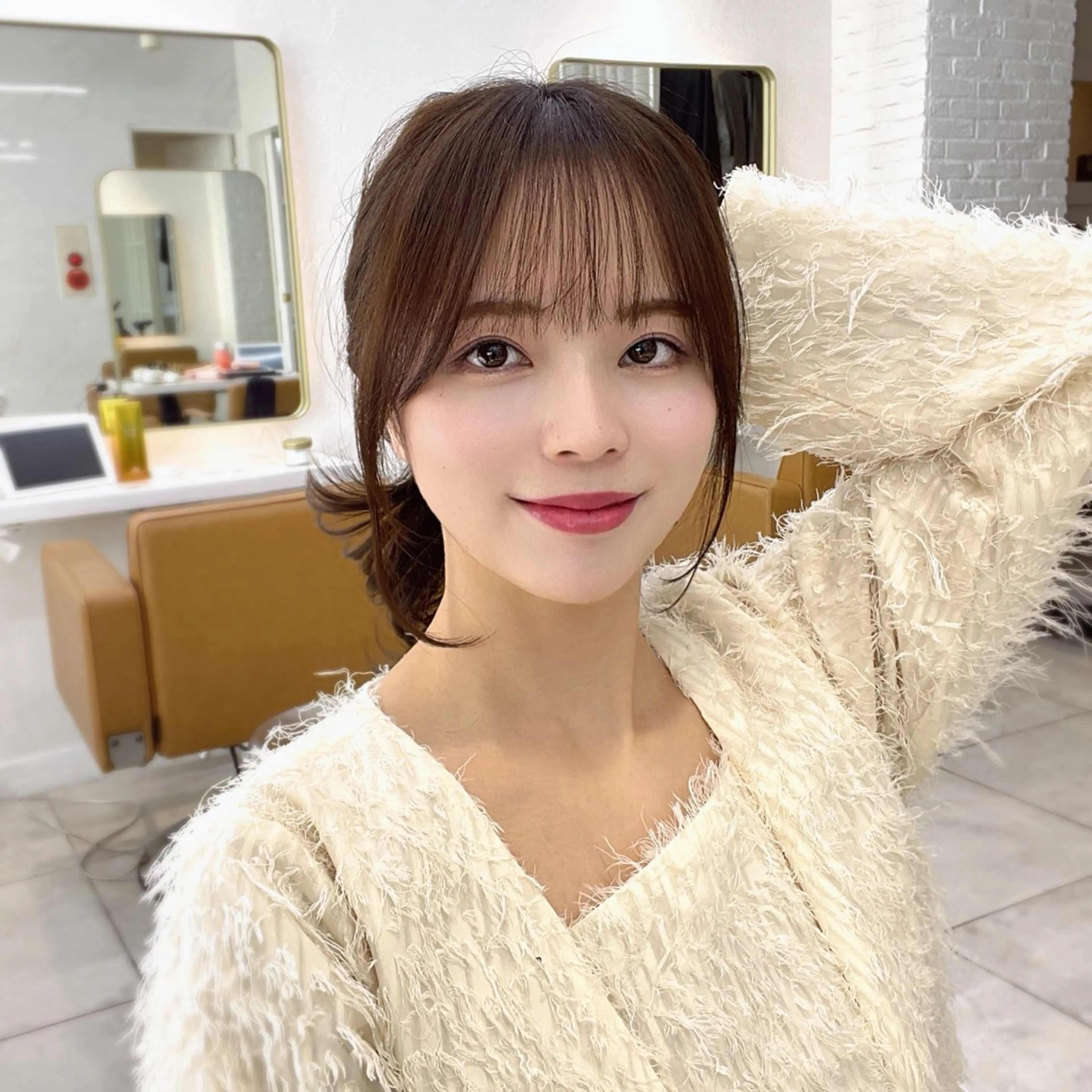 ミディアム 中顔面短縮 顔まわり新田大翔のヘアスタイル