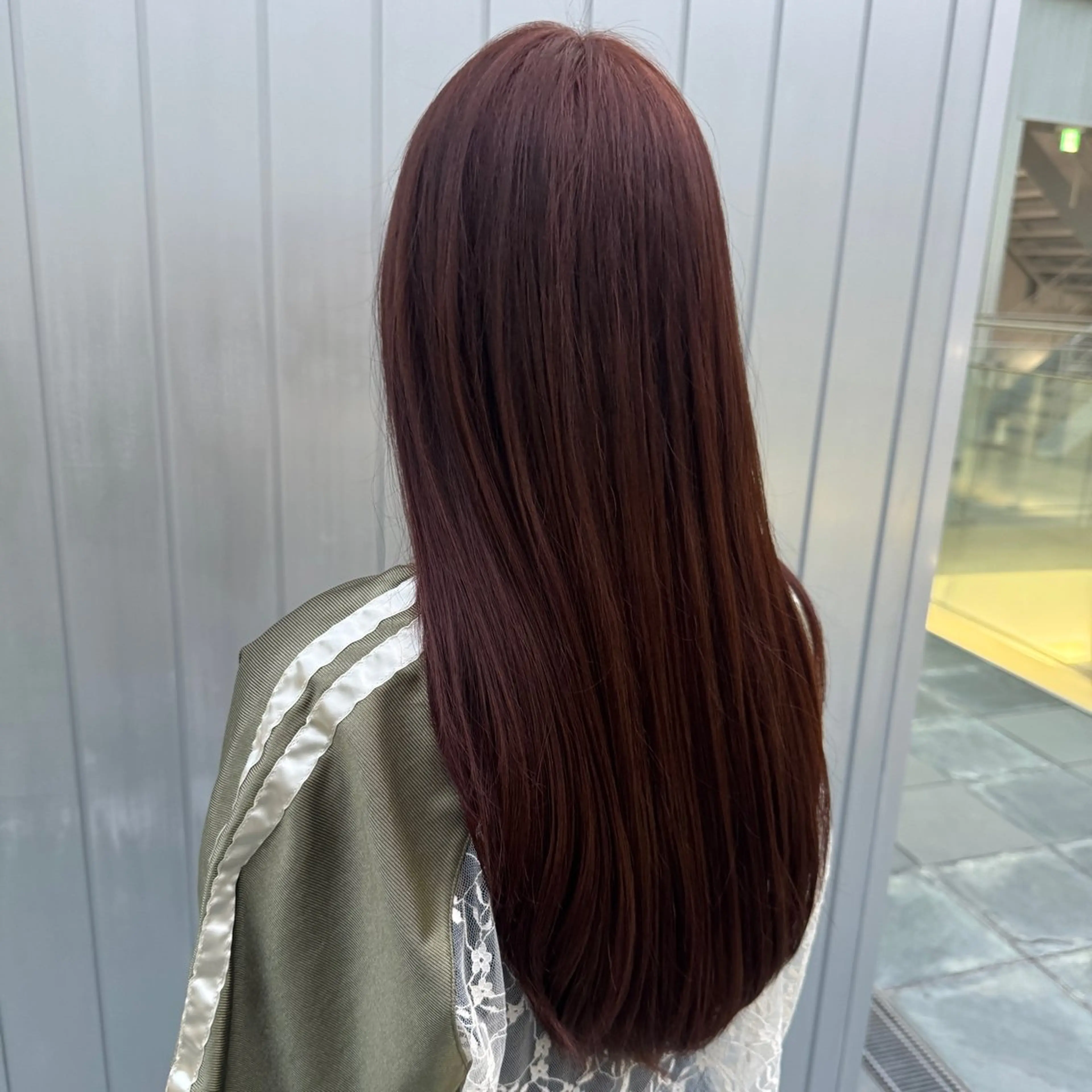 カラー 北岡 優々のヘアスタイル