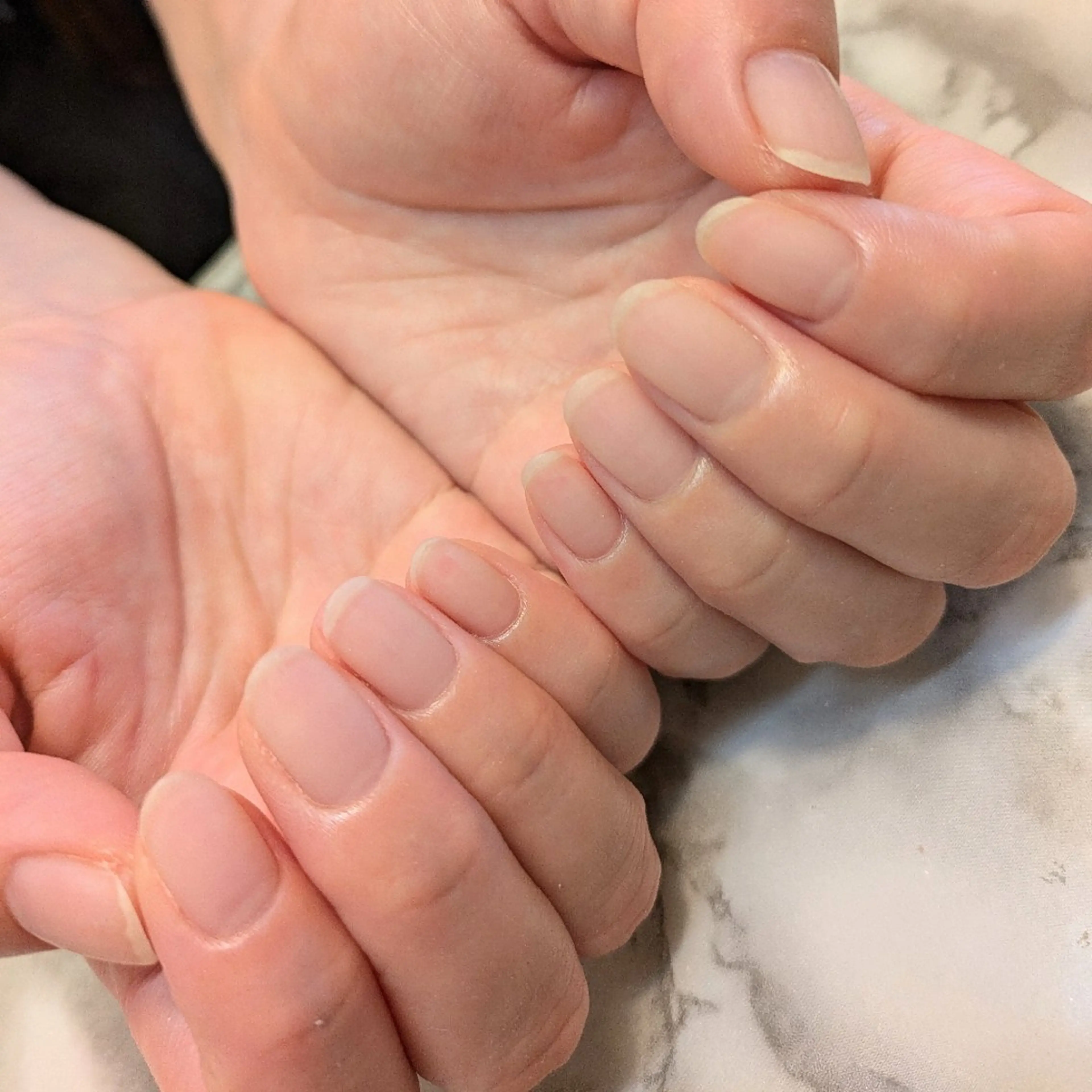 ネイル ジェヌインネイル 河内のネイルデザイン