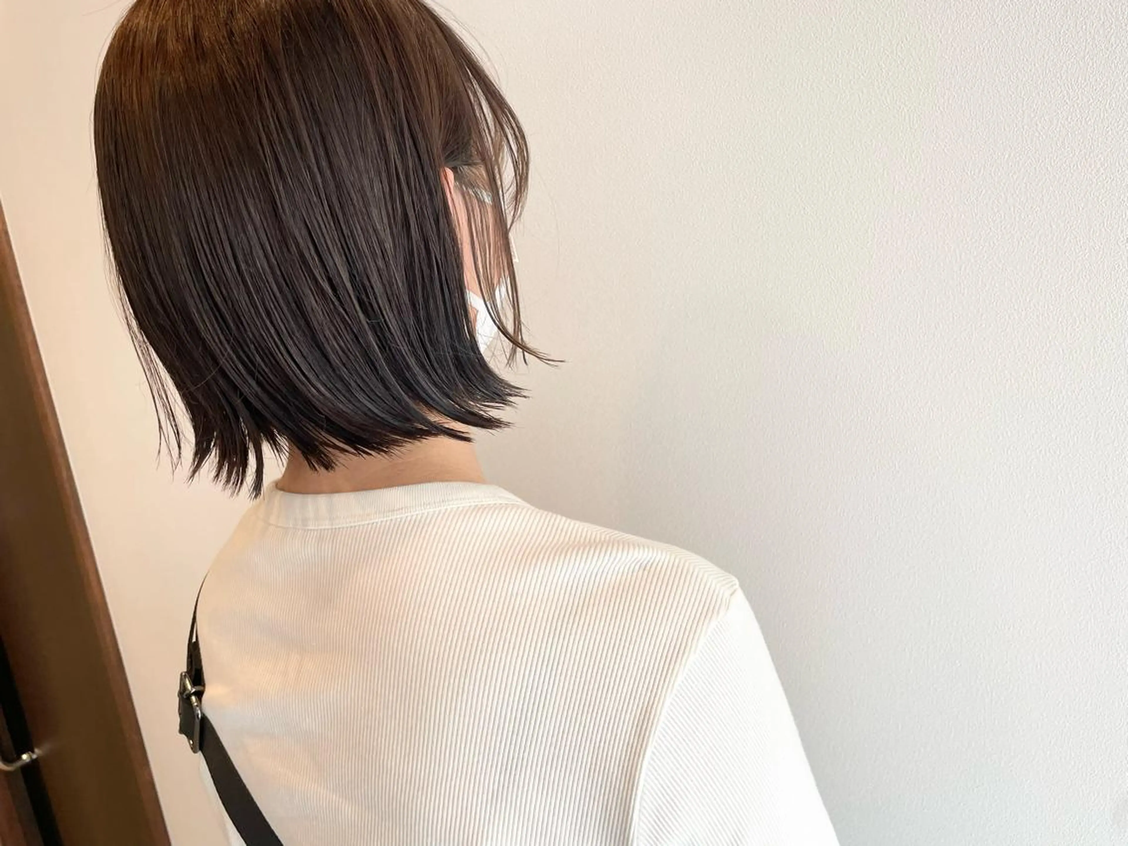 美髪艶カラー（ミディアム）＋CUTの写真