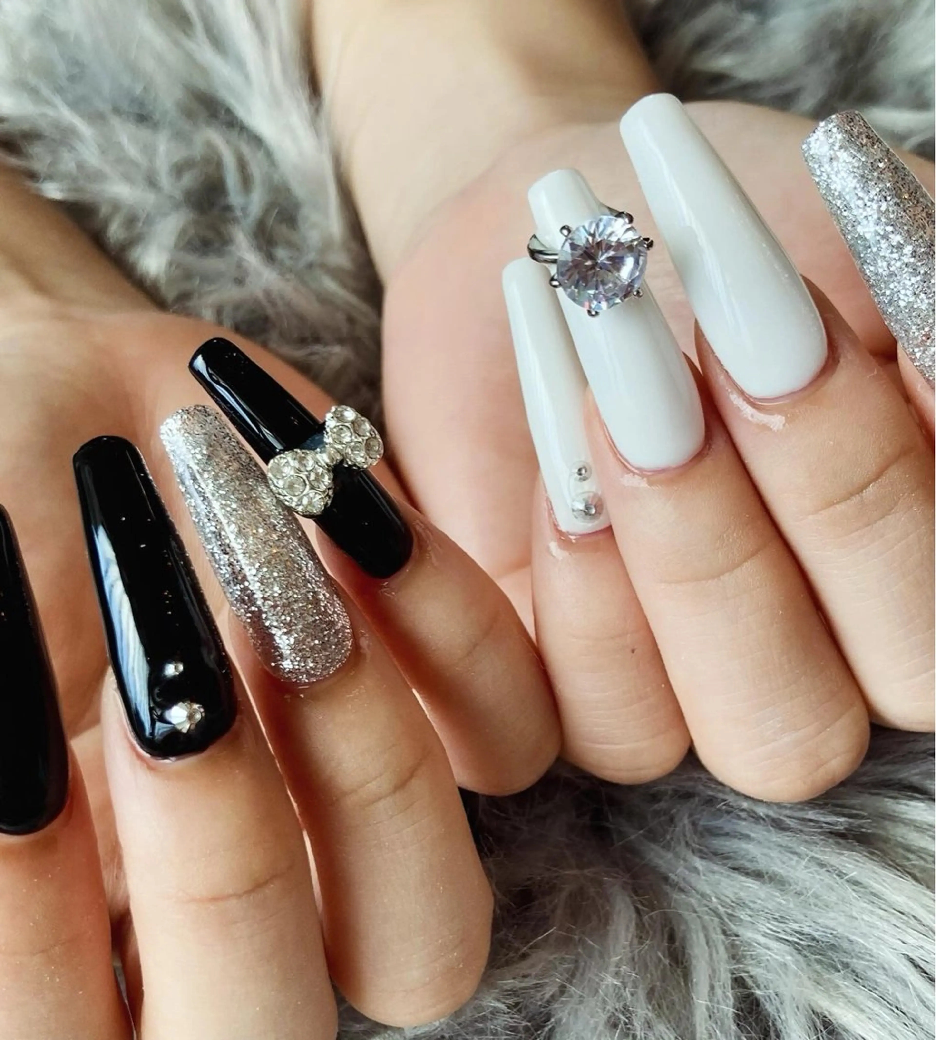 ネイル 長さ出し ストーンネイル salon 喜’s casaのネイルデザイン