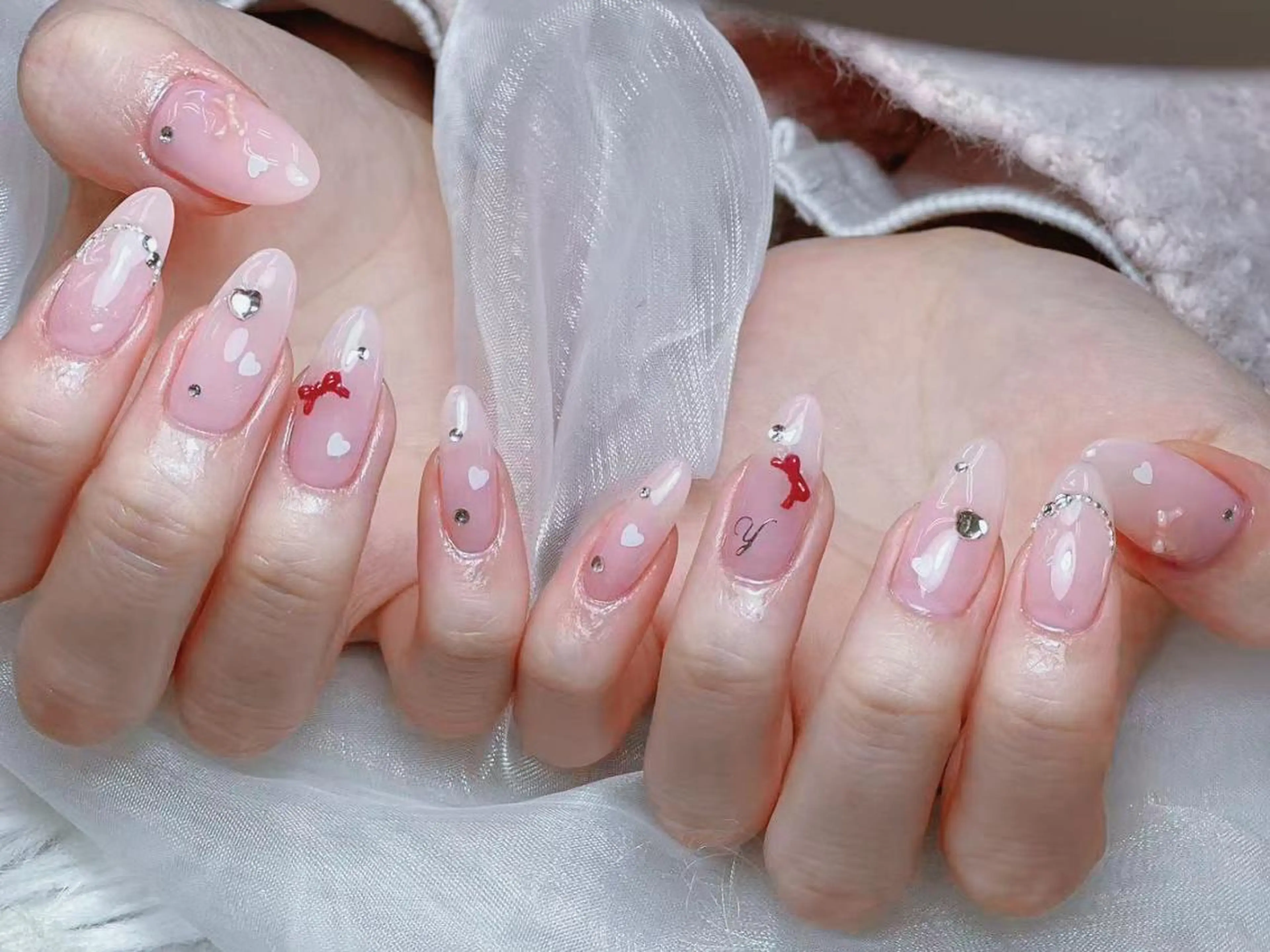 メンズ ネイル アートネイル フレンチネイル ジェルネイル ハート キラキラネイル ✨Bloom Ruby❣️のネイルデザイン