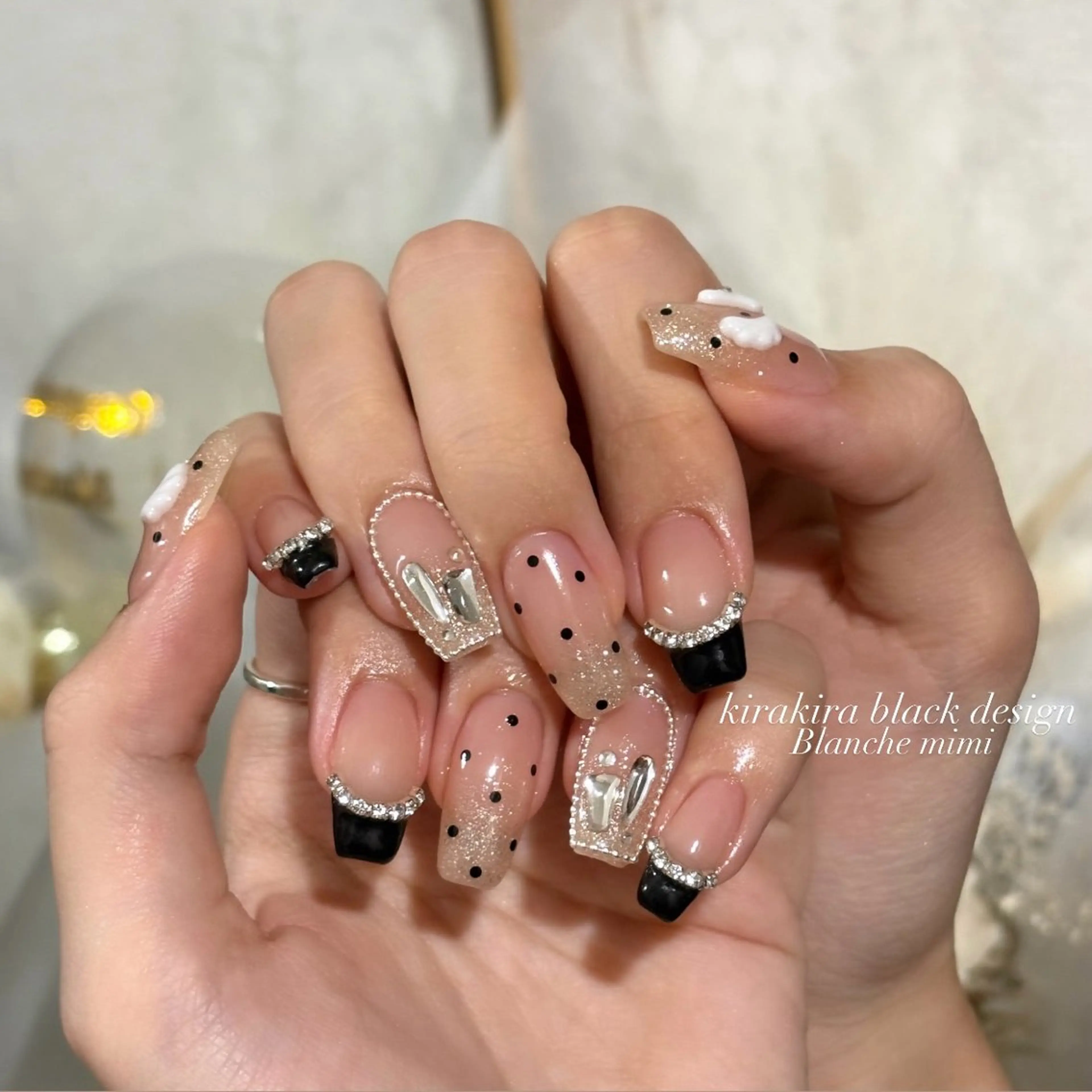 ネイル ハンドネイル Blanche mimi.u_aのネイルデザイン