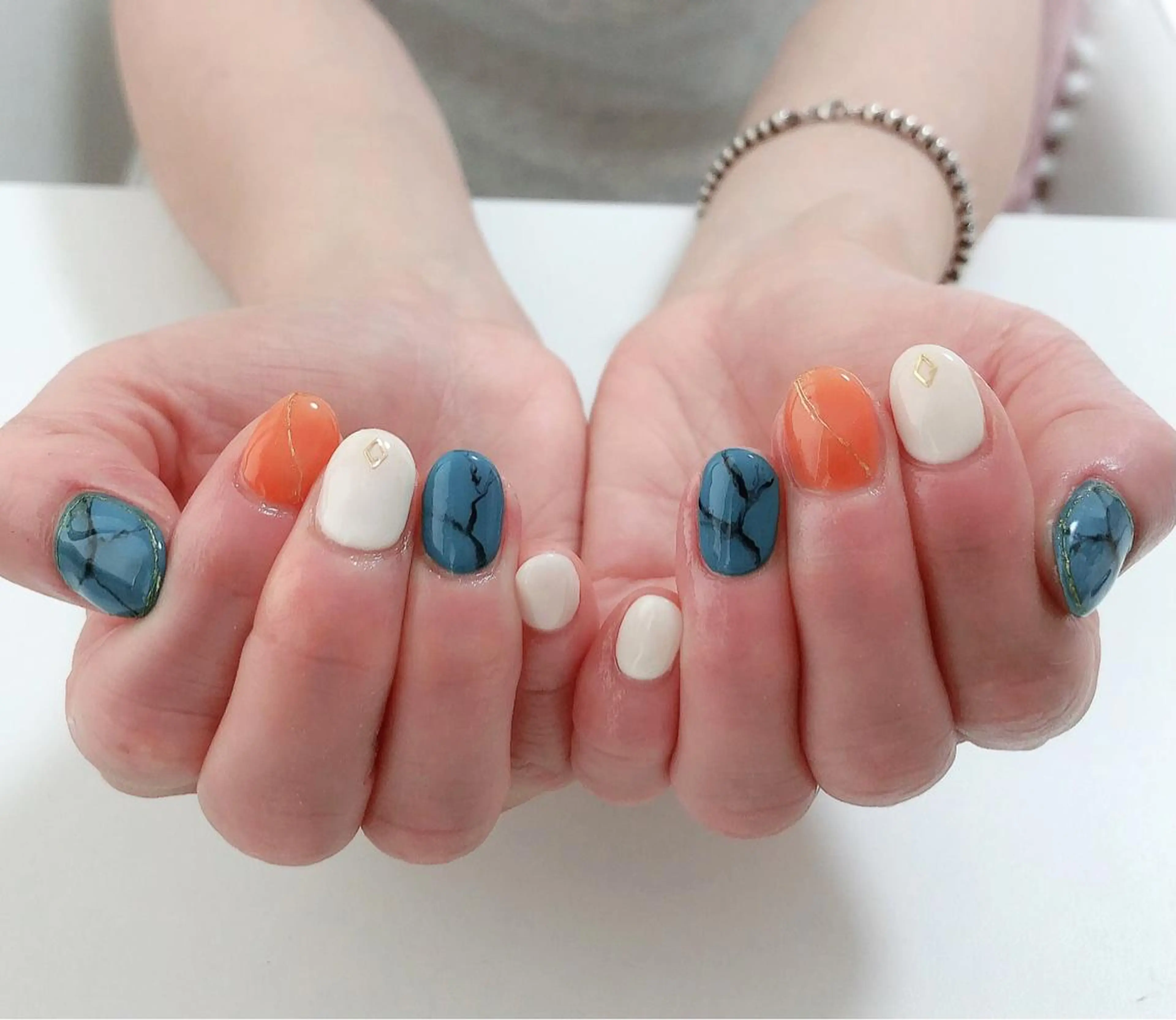 ネイル ハンドネイル 片平 恭子のマツエク・マツパデザイン