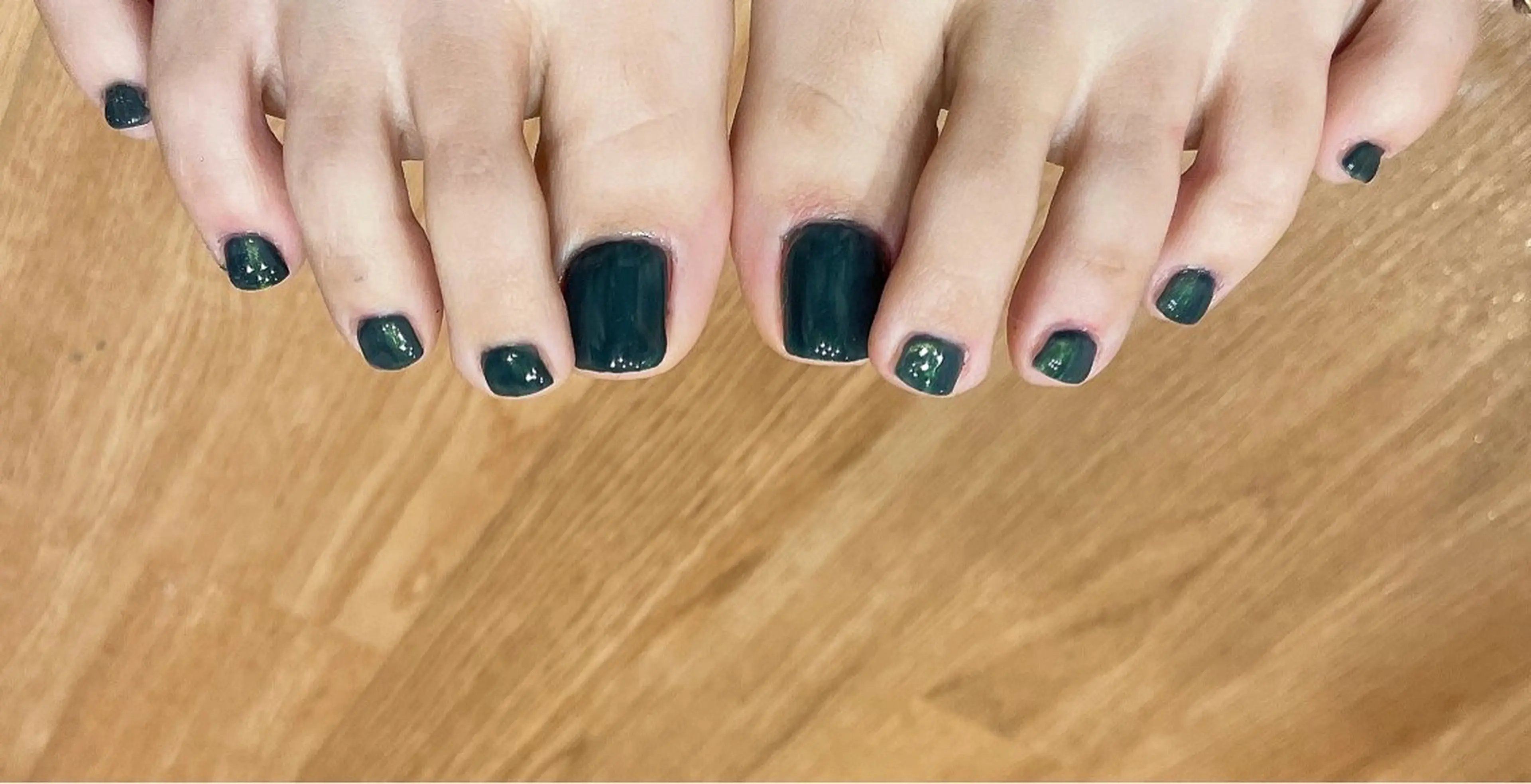 ネイル ミラーネイル フットネイル liberté所属・liberté🫧 新小岩のネイルデザイン