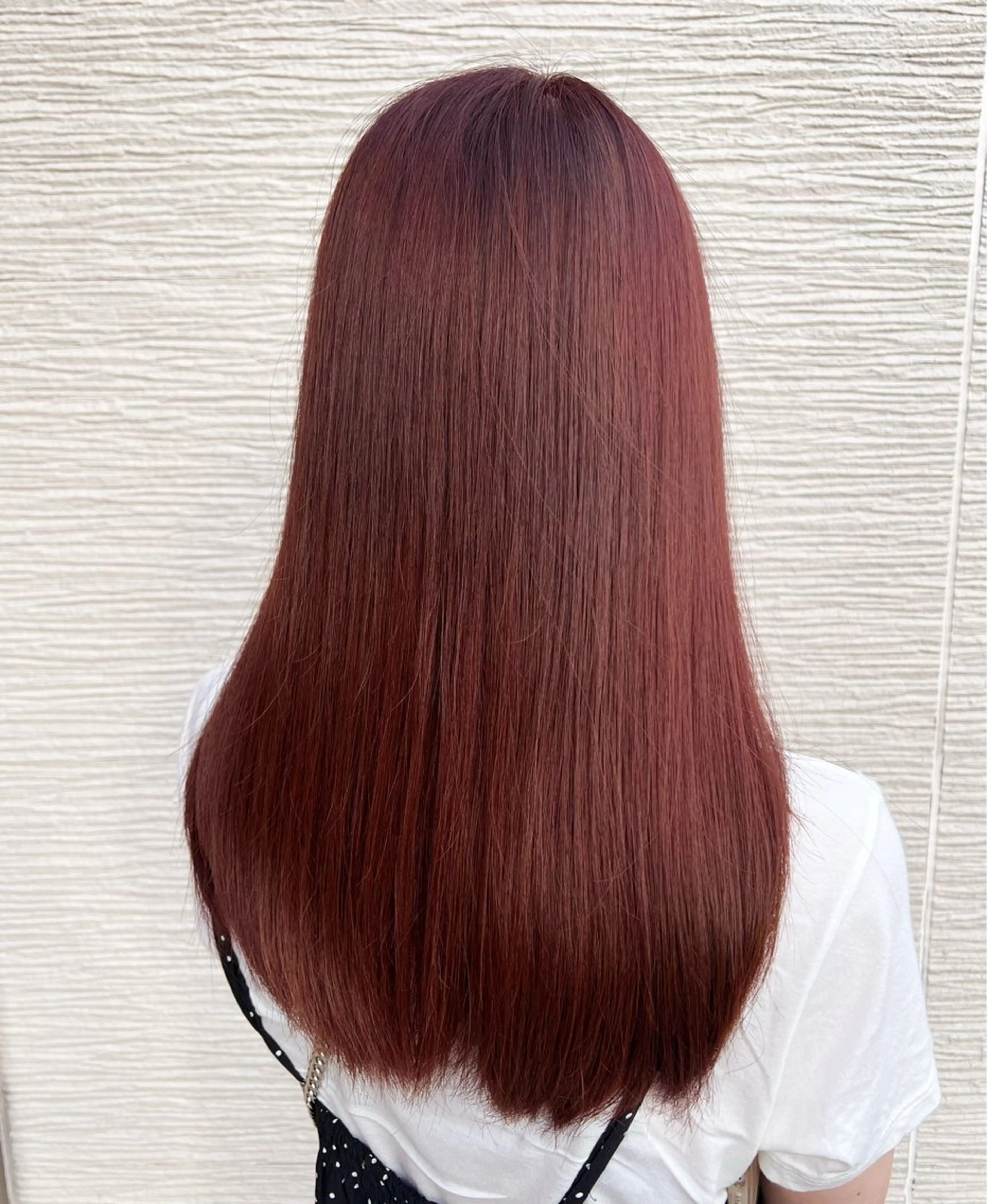 カラー レッドカラー ヘアカラー 関 唯花のヘアスタイル