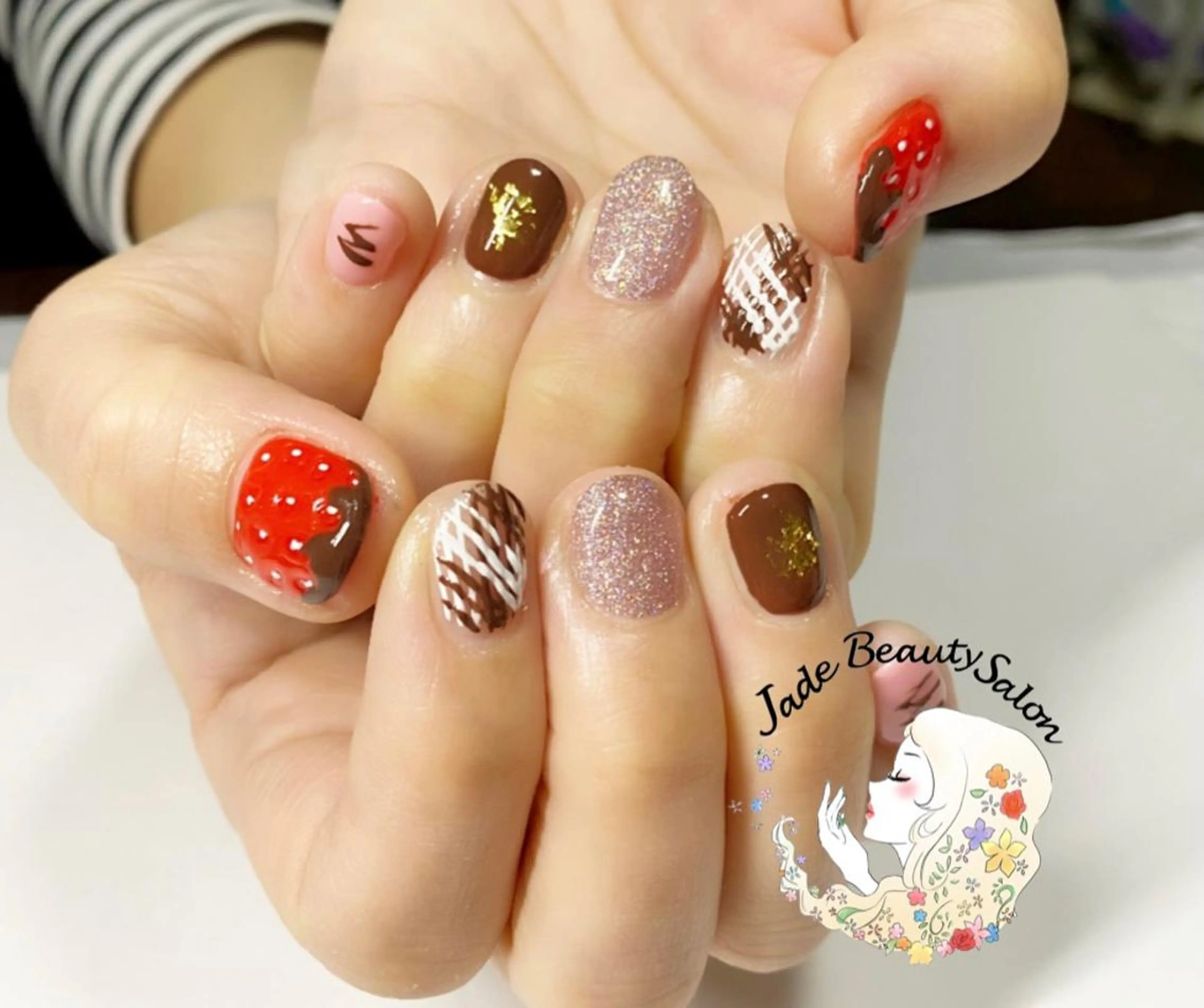 ショート ネイル バレンタイン JadeBeauty Salonのネイルデザイン