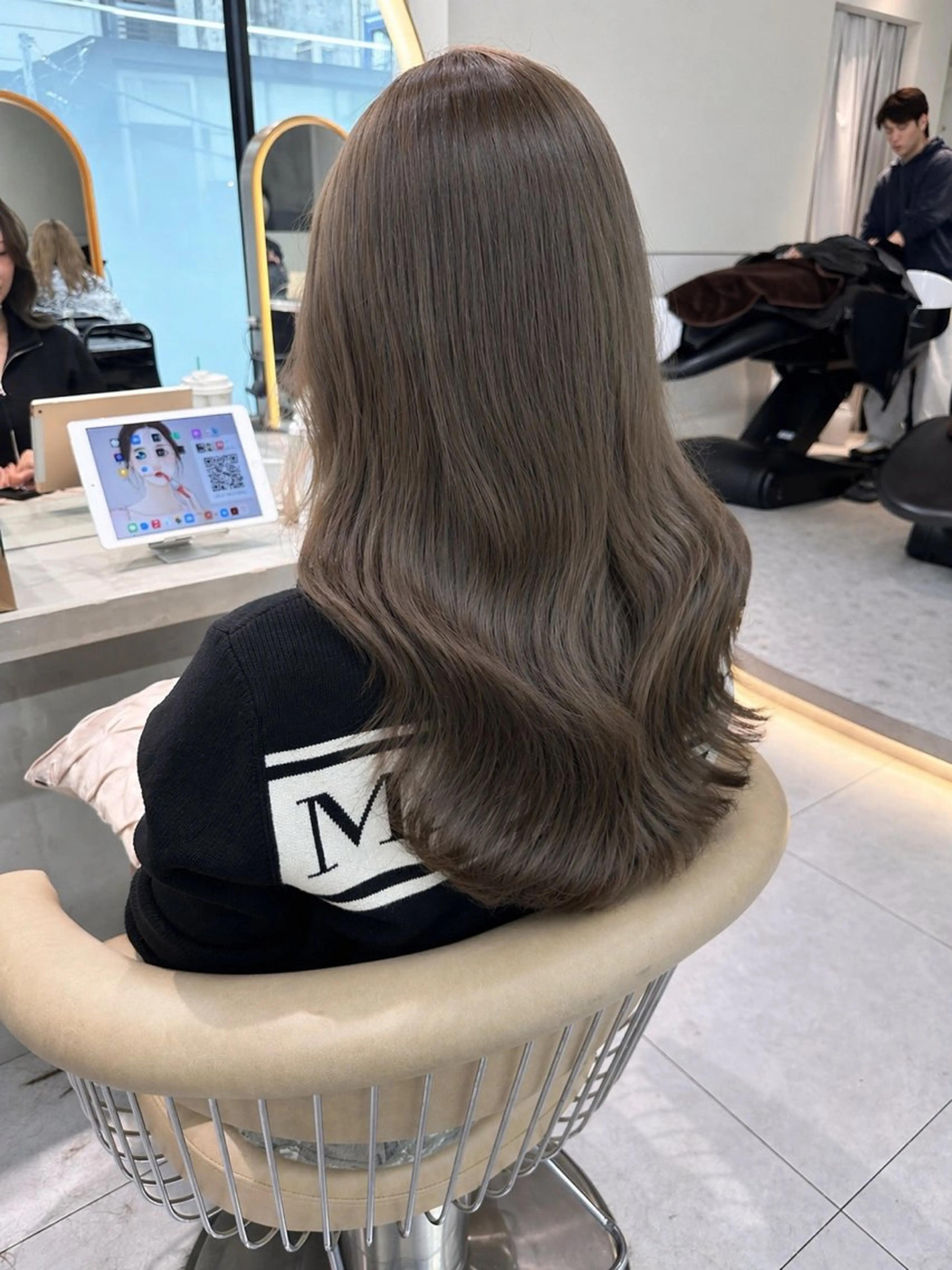 セミロング カラー ヘアカラー トリートメント 《髪質改善✖️オリー ブ🧸》小嶋拓也のヘアスタイル