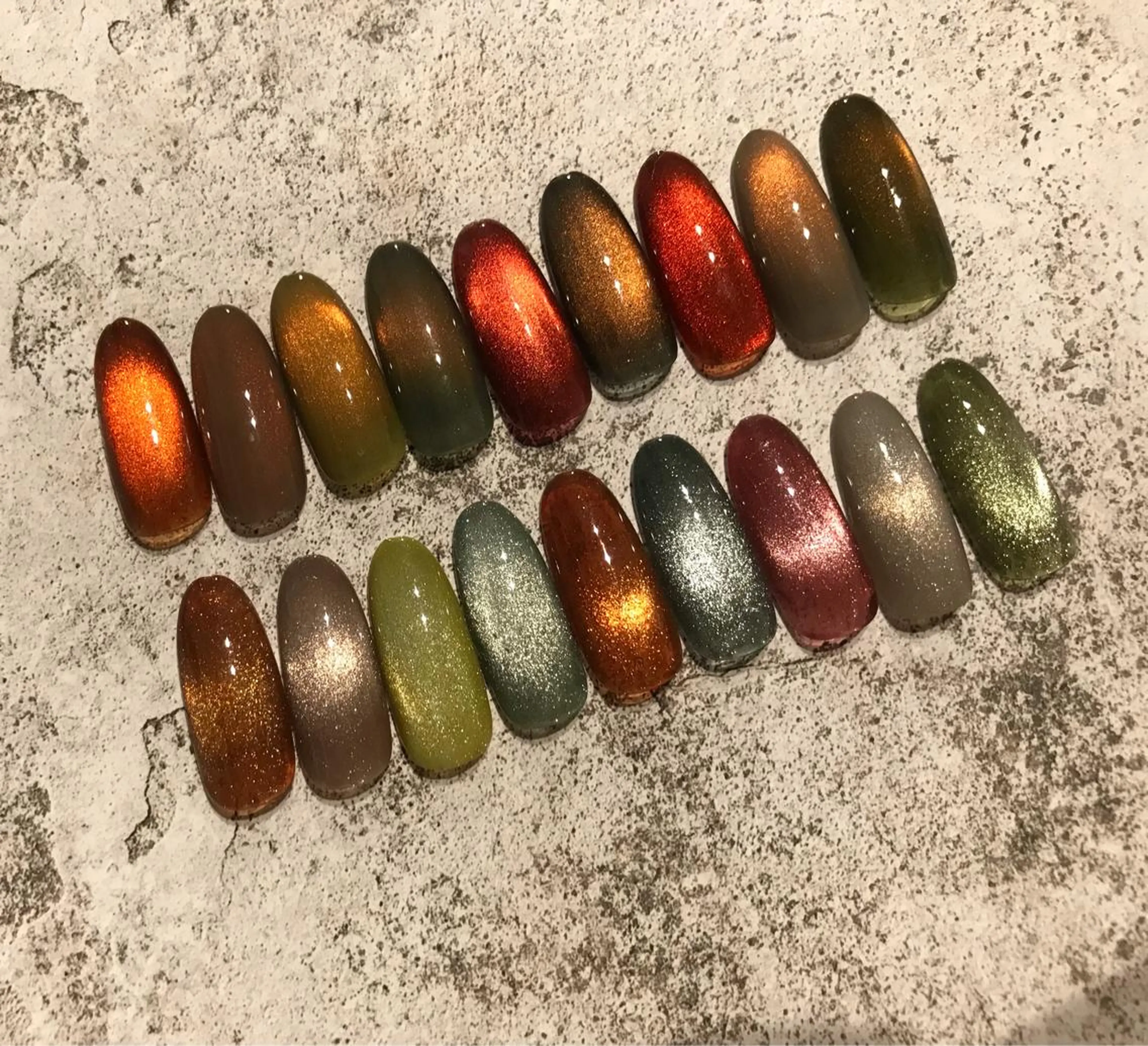 奥行きマグネットネイル💅セレクトカラー18色からお選び頂けます♡ オフあり・オフなし¥8000🍉ご新規様他店オフ無料の写真