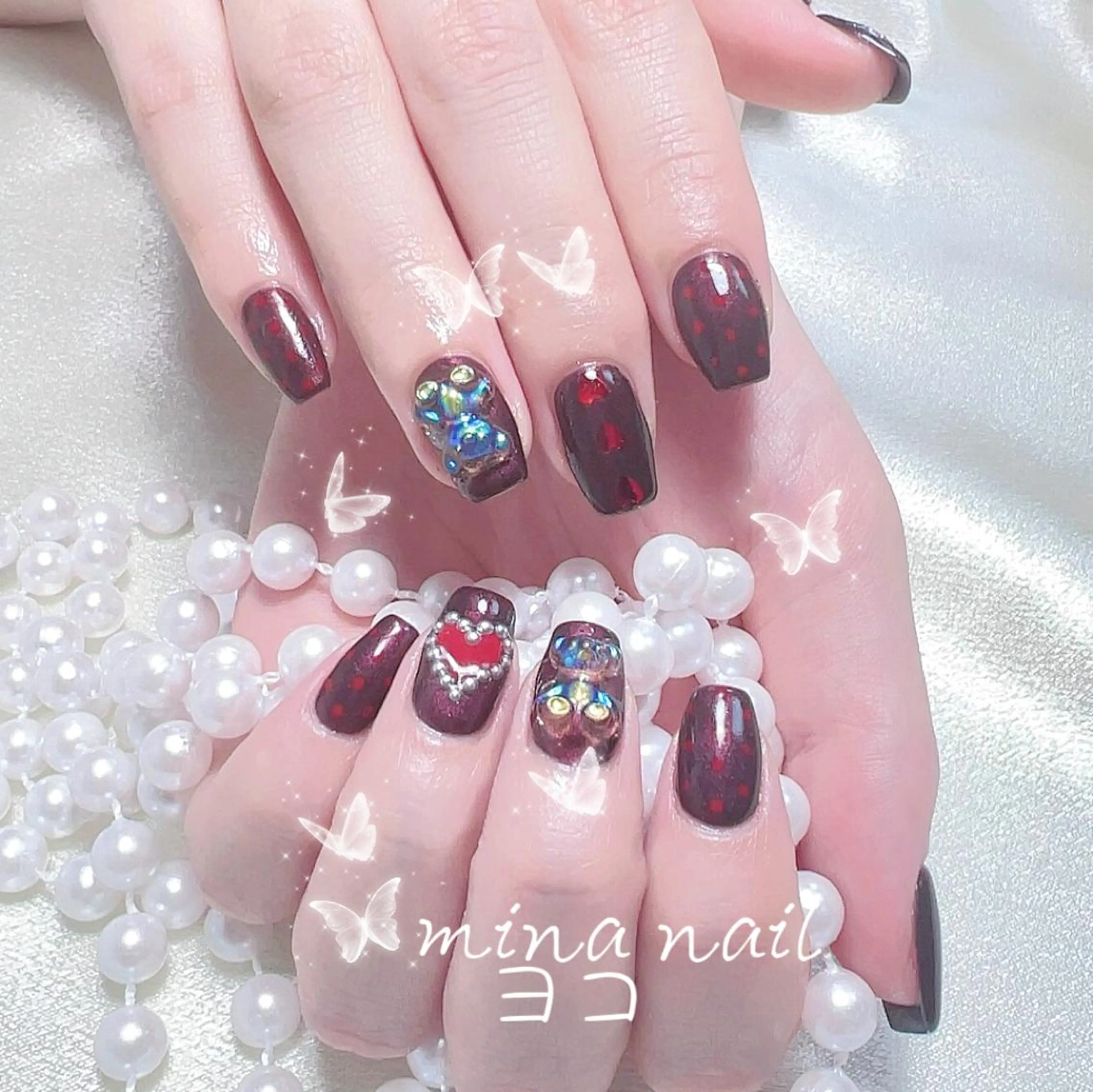 ネイル 🎀まゆ 🪽🐾のネイルデザイン