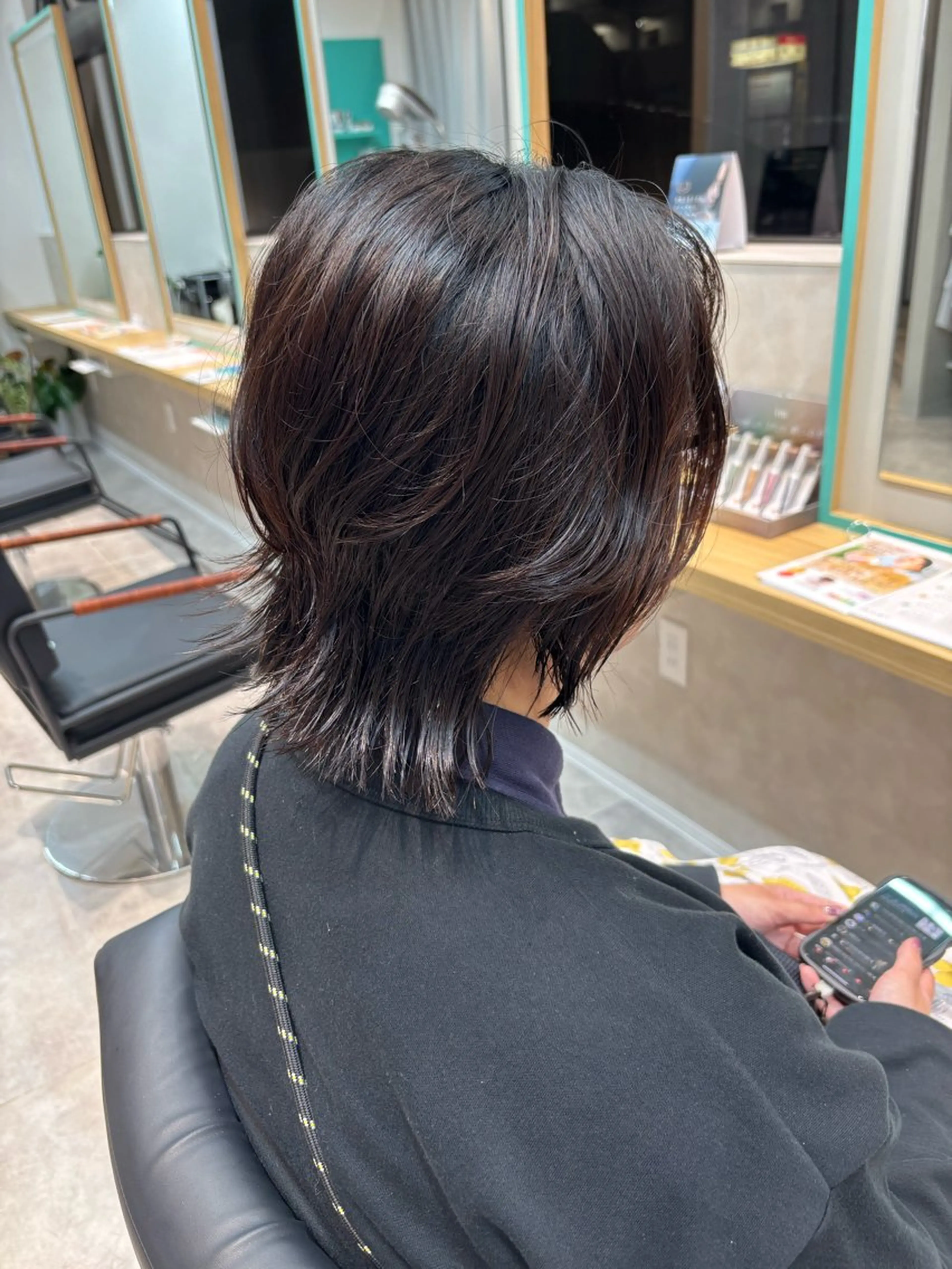 ミディアム くせ毛 土橋 雅のヘアスタイル