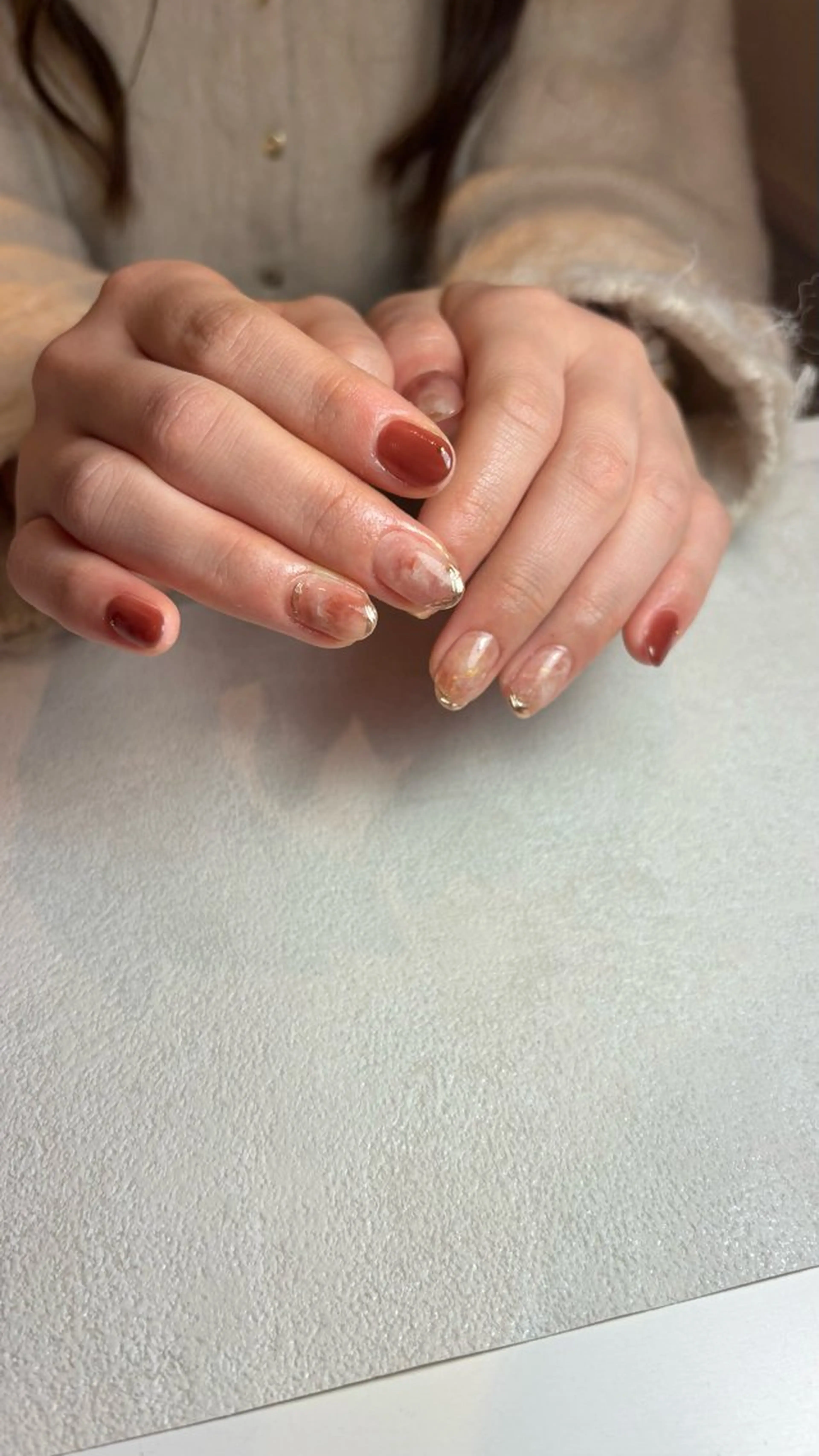 ネイル ラメ(グリッター) ニュアンスネイル 春ネイル ハンドネイル 山田 美羽のネイルデザイン