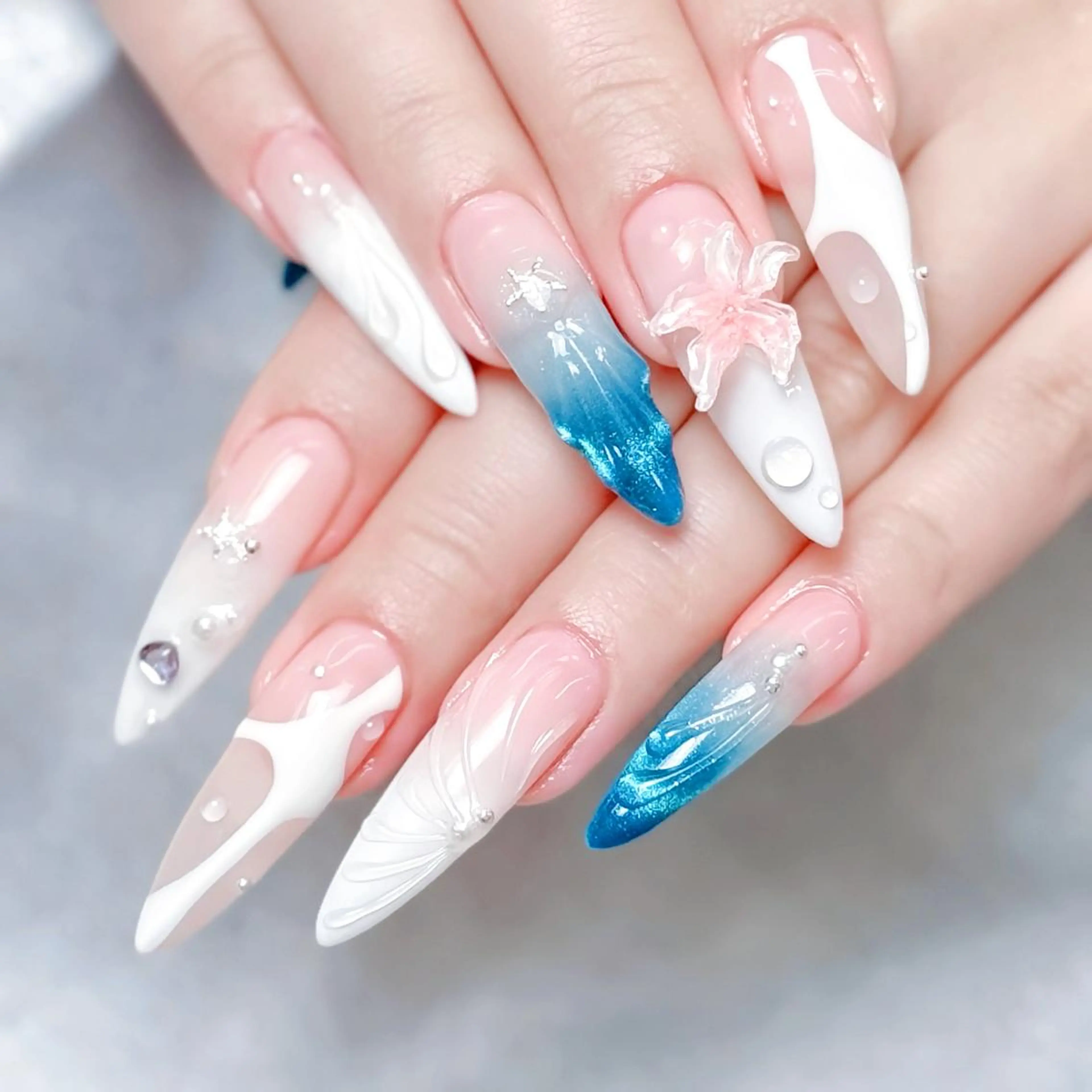 ネイル 🦋チップ長さだし 専門店🦋のネイルデザイン
