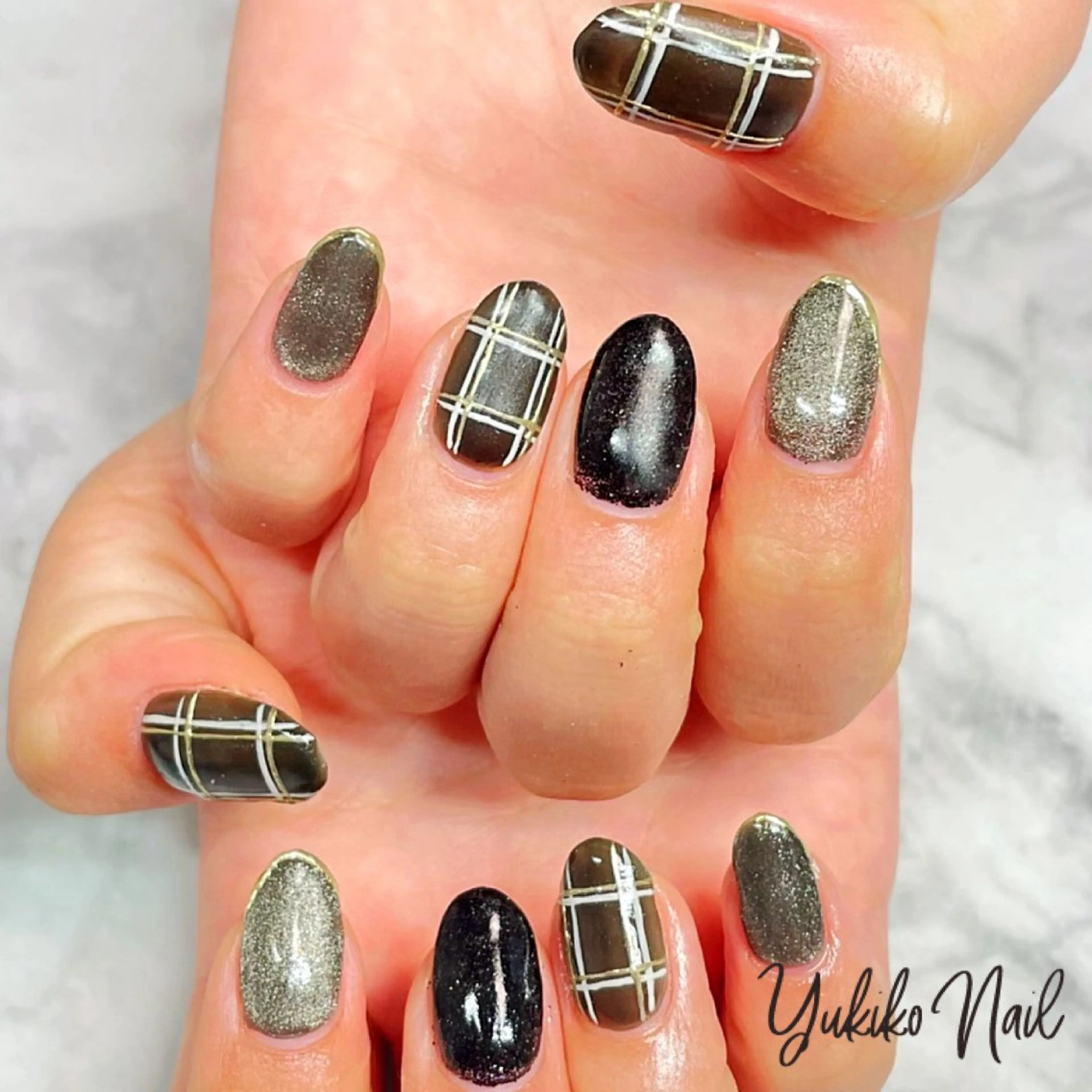 ネイル マグネットネイル ハンドネイル ユキコ ネイルのネイルデザイン