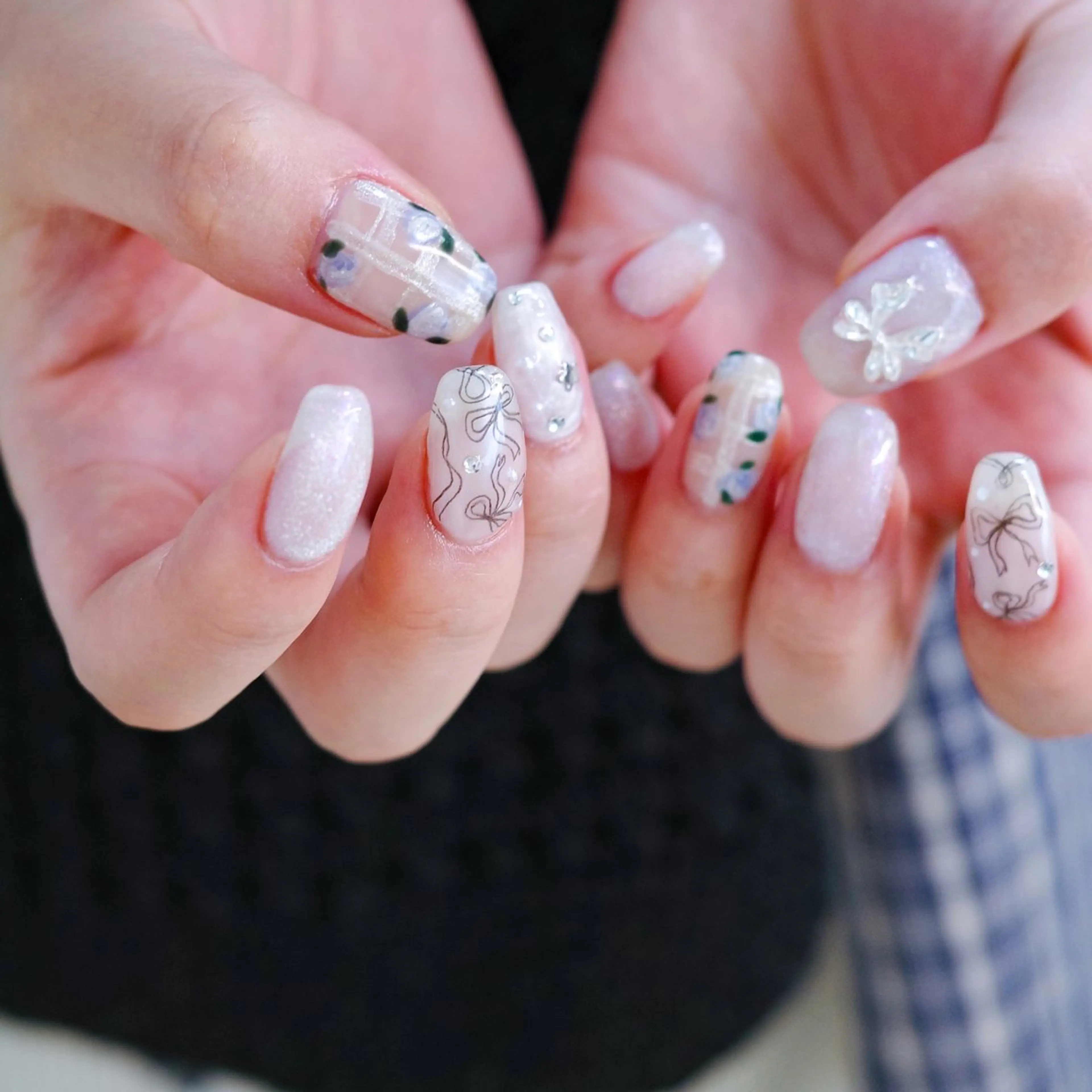 ネイル フラワーネイル ジェルネイル 韓国ネイル マグネットネイル パラジェル ハンドネイル pointillé .ayaのネイルデザイン