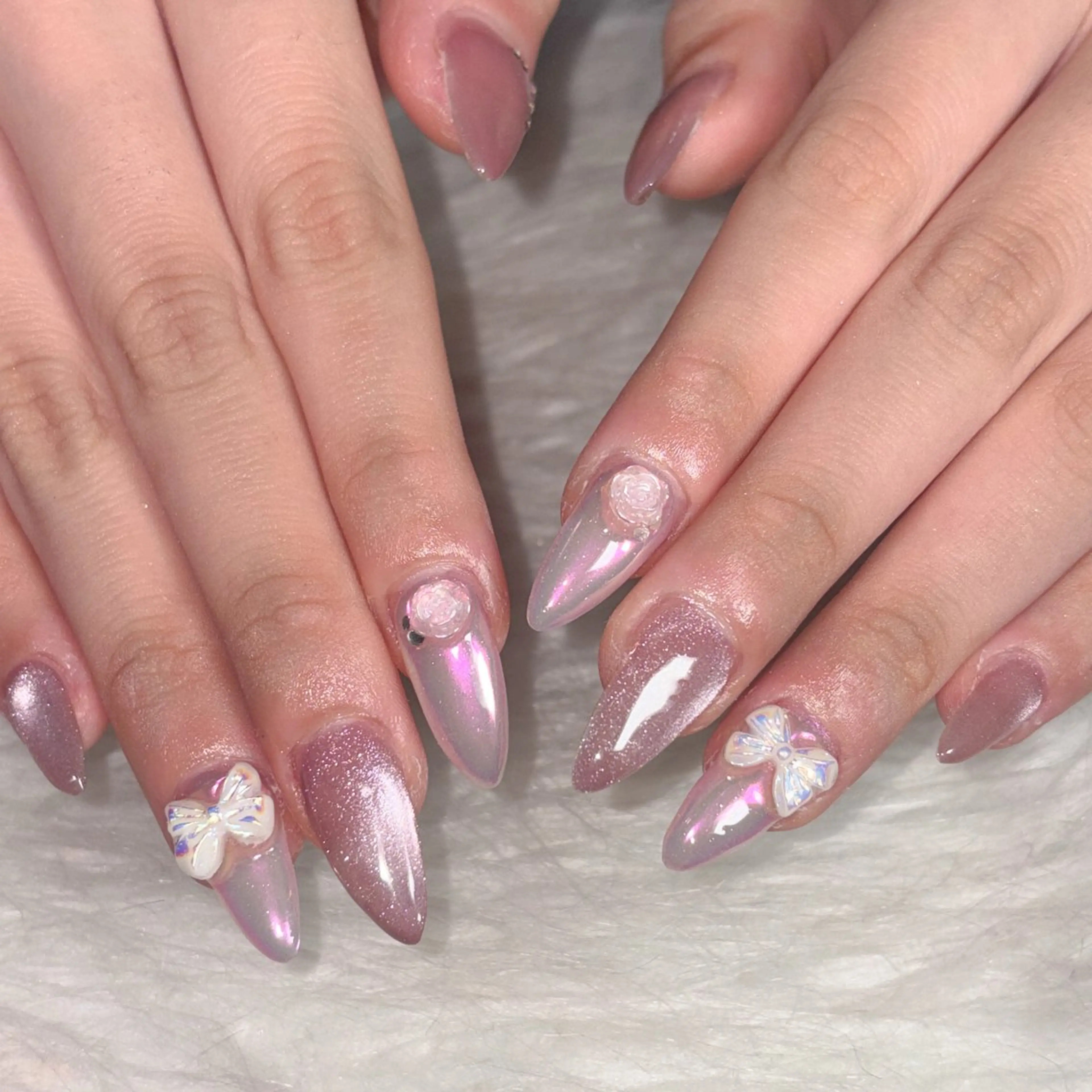 ネイル ハンドネイル LAVISH manaのネイルデザイン