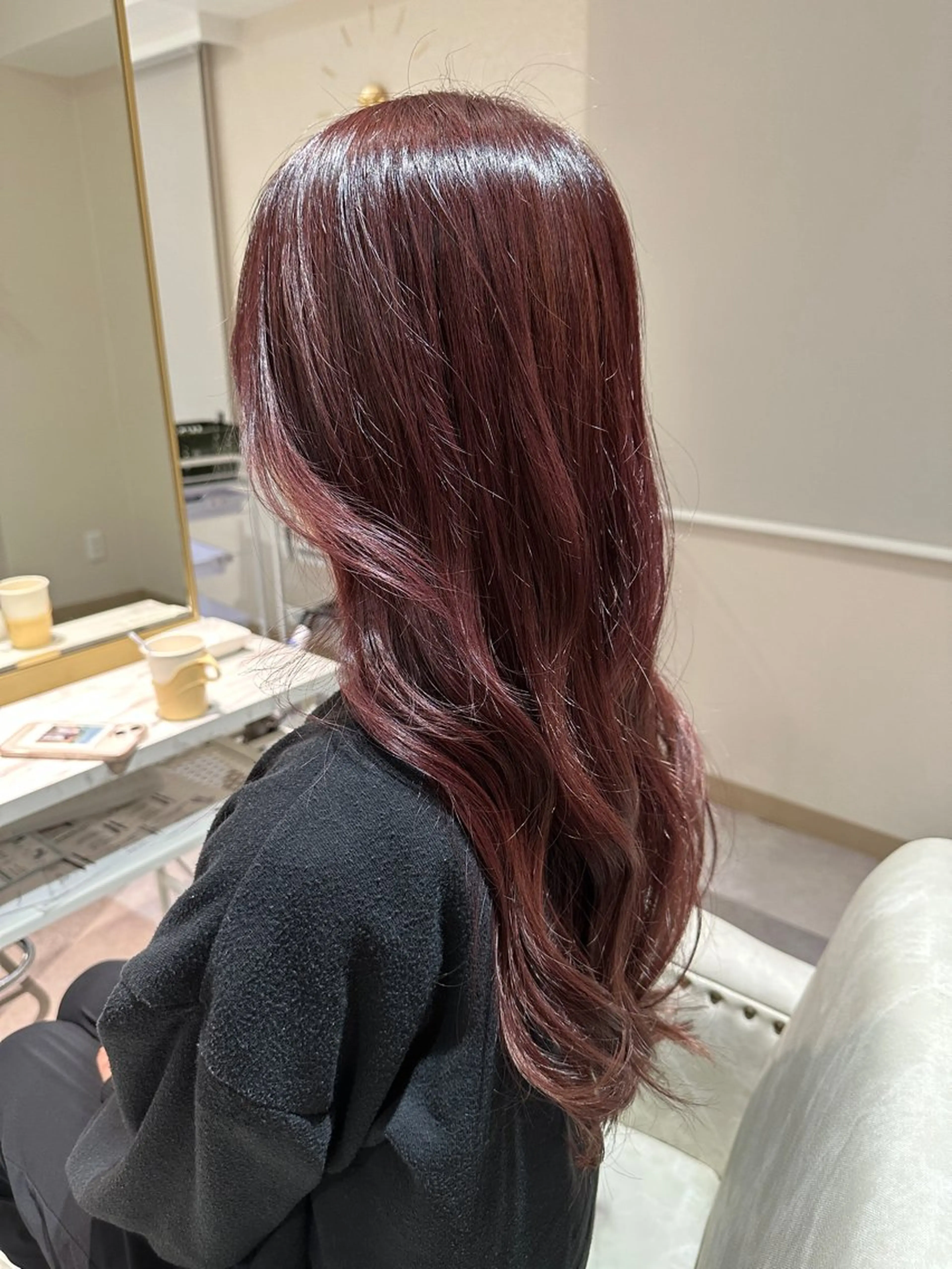 カラー ボルドーカラー hairdesign emii.所属・梅田 怜のヘアスタイル