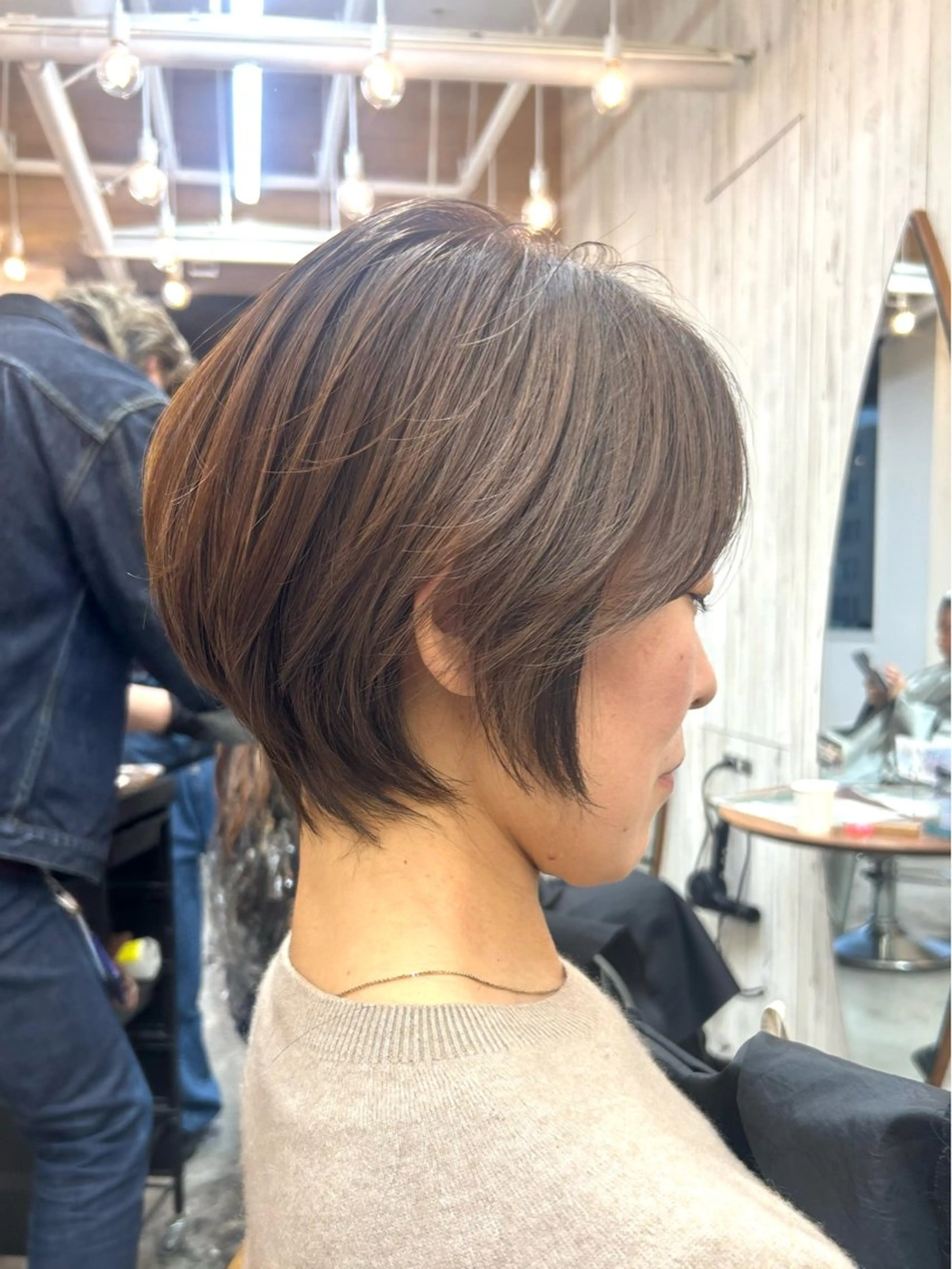 ショート カット ヘアカラー トリートメント 🩵縮毛矯正/ブリー チ/髪質改善/いつかのヘアスタイル